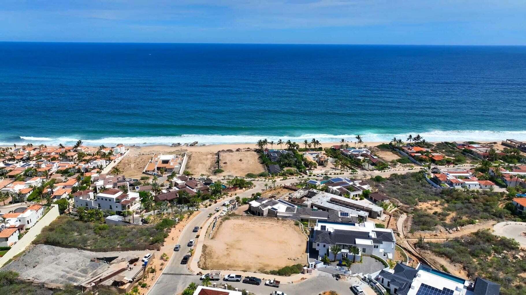 Lote 50 , Padre Kino, Fundadores