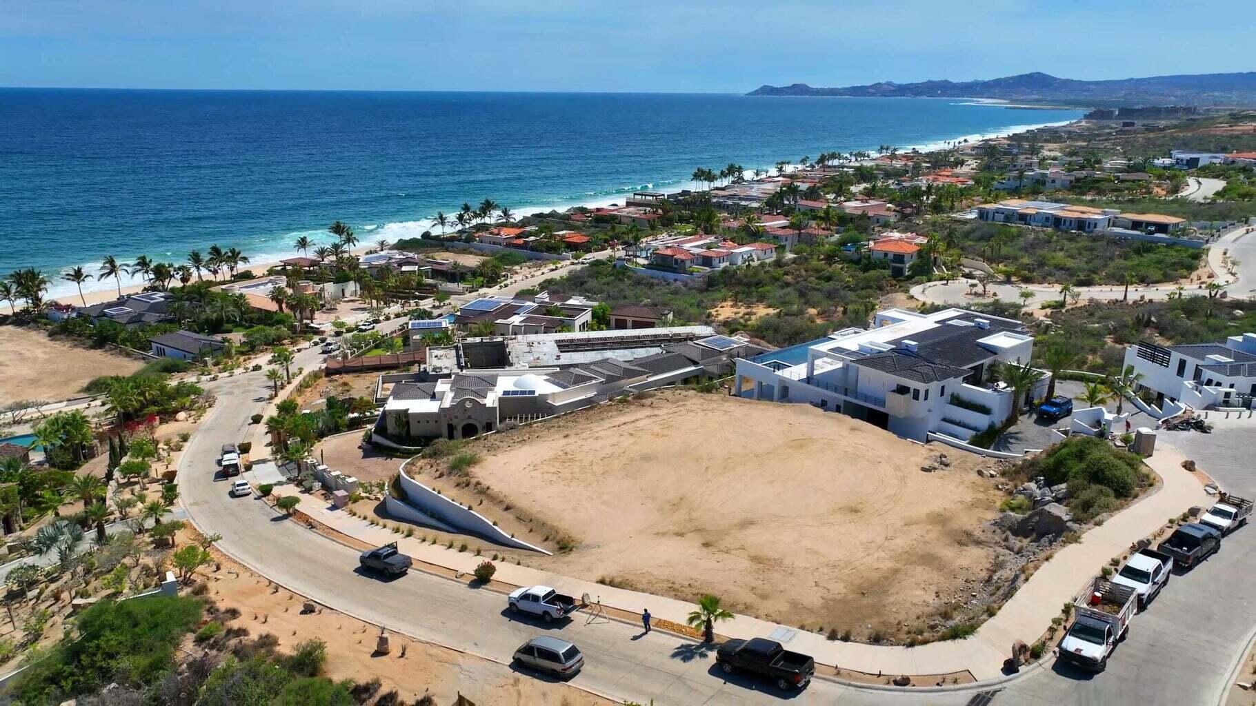 Lote 50 , Padre Kino, Fundadores