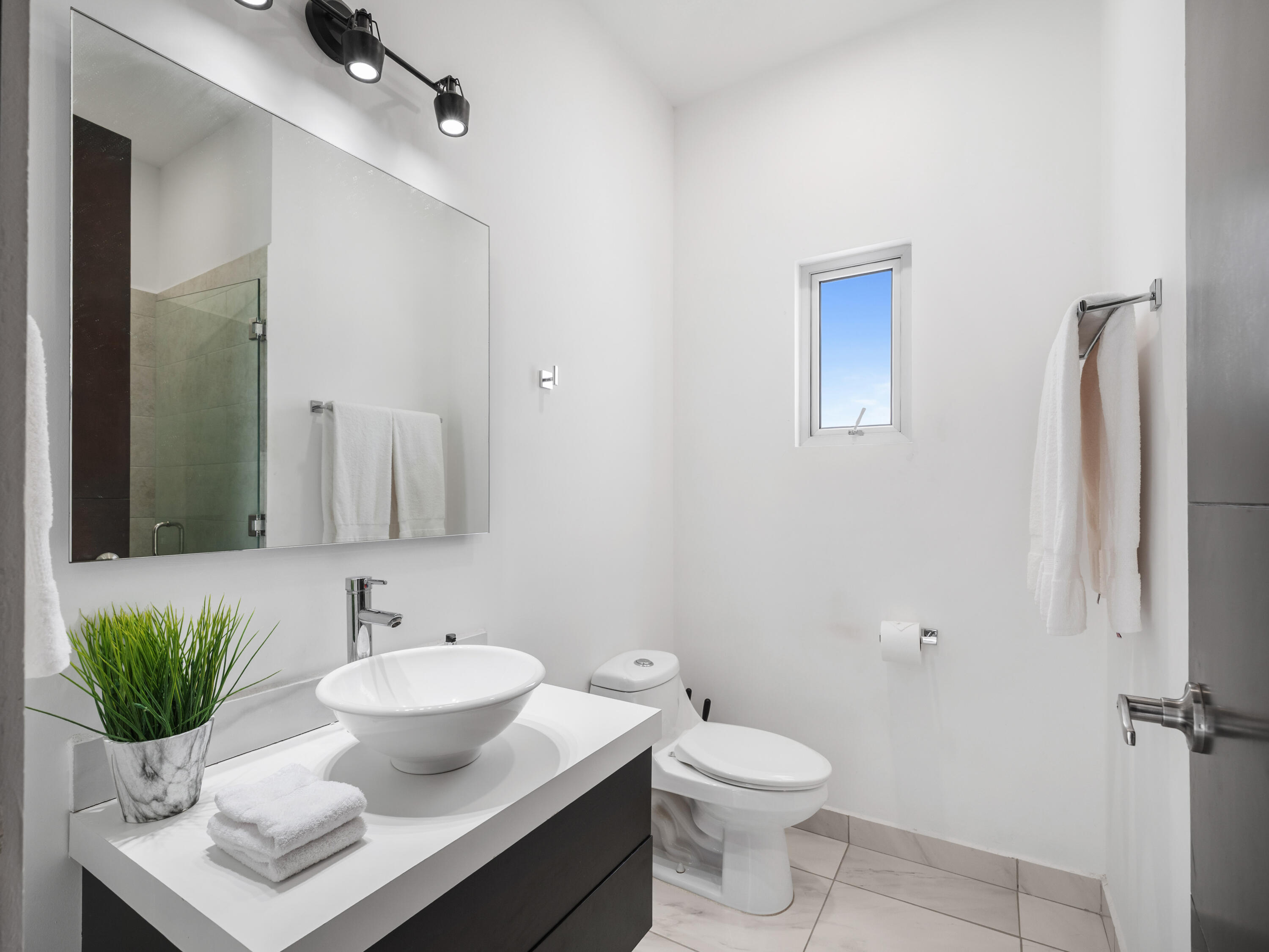 Luxotica 2 Penthouse