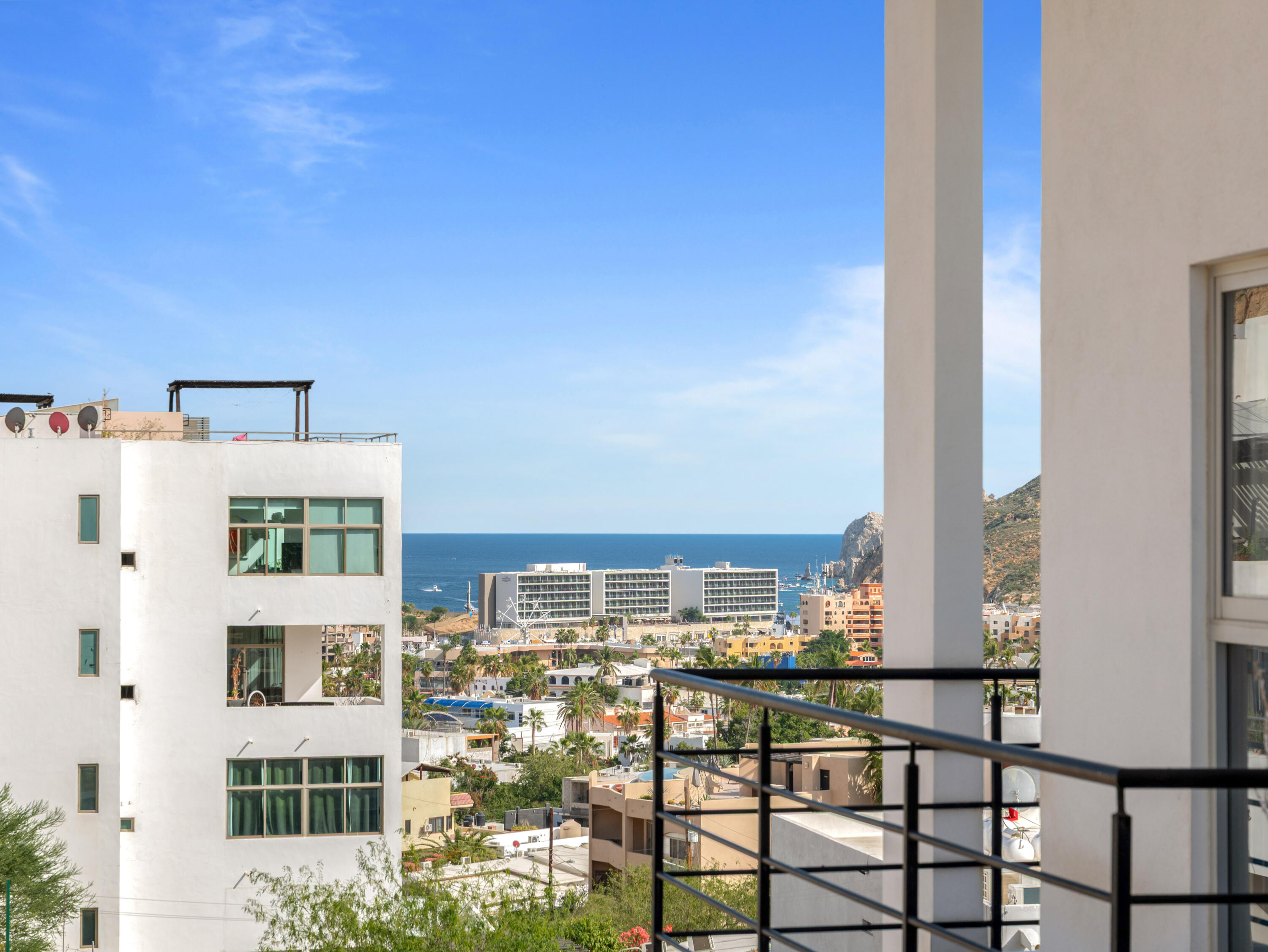 Luxotica 2 Penthouse