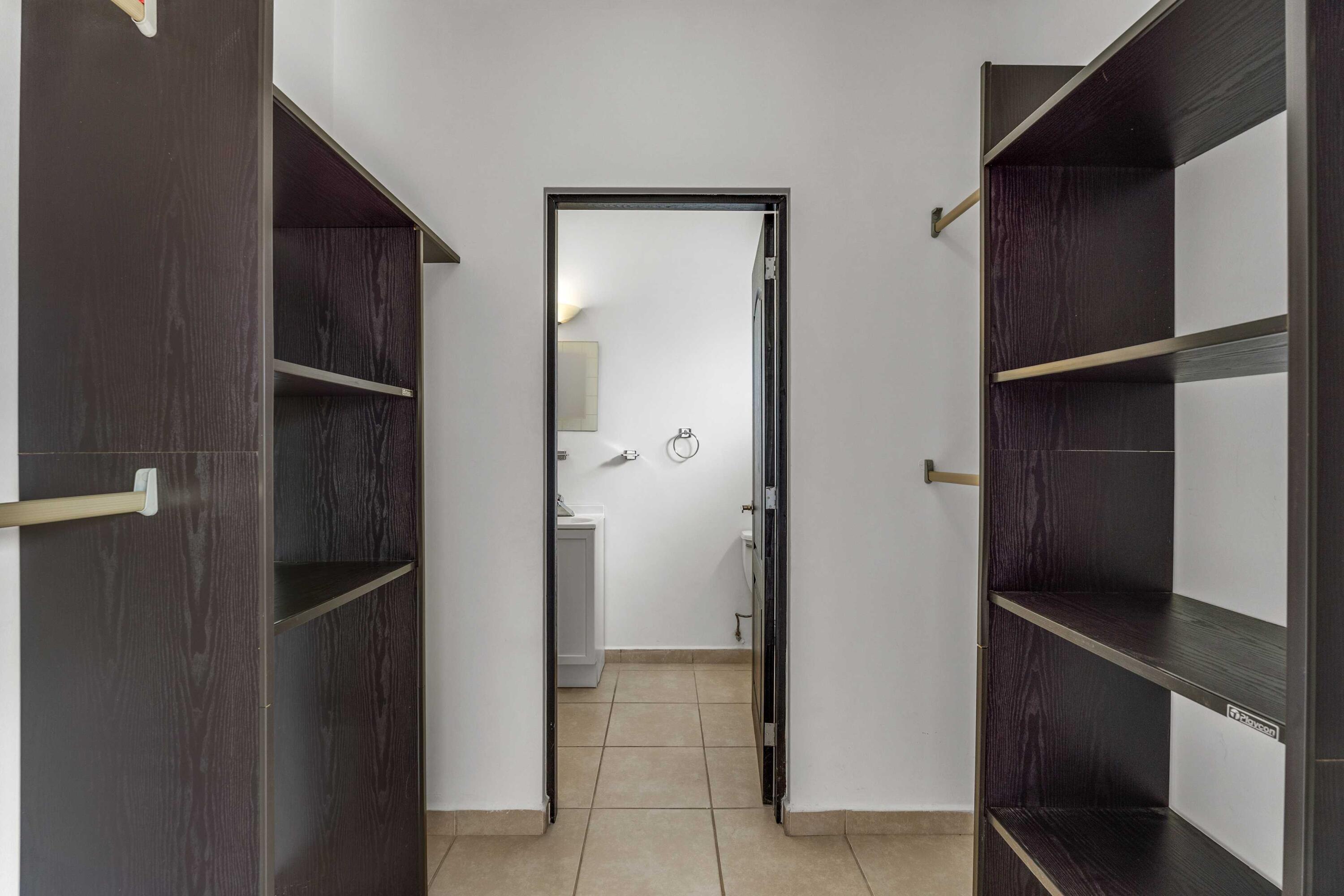 mz 11 lt 2 calle isla natividad, casa cumbre del tezal 11-22
