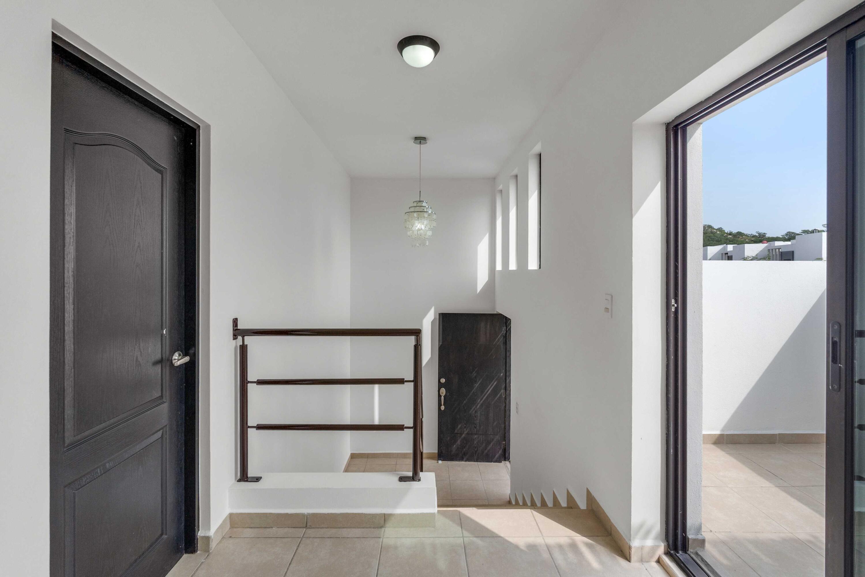 mz 11 lt 2 calle isla natividad, casa cumbre del tezal 11-22