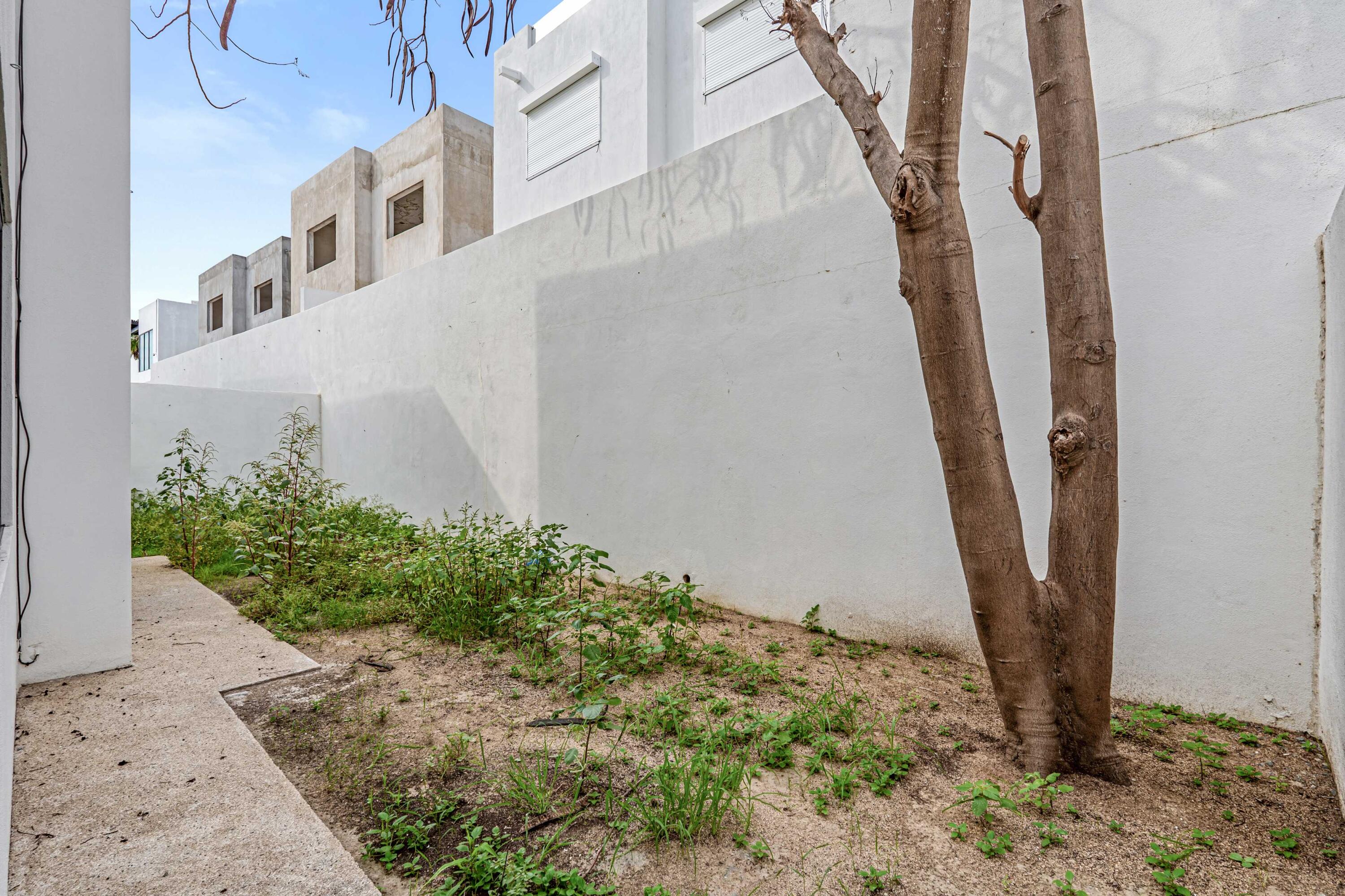 mz 11 lt 2 calle isla natividad, casa cumbre del tezal 11-22