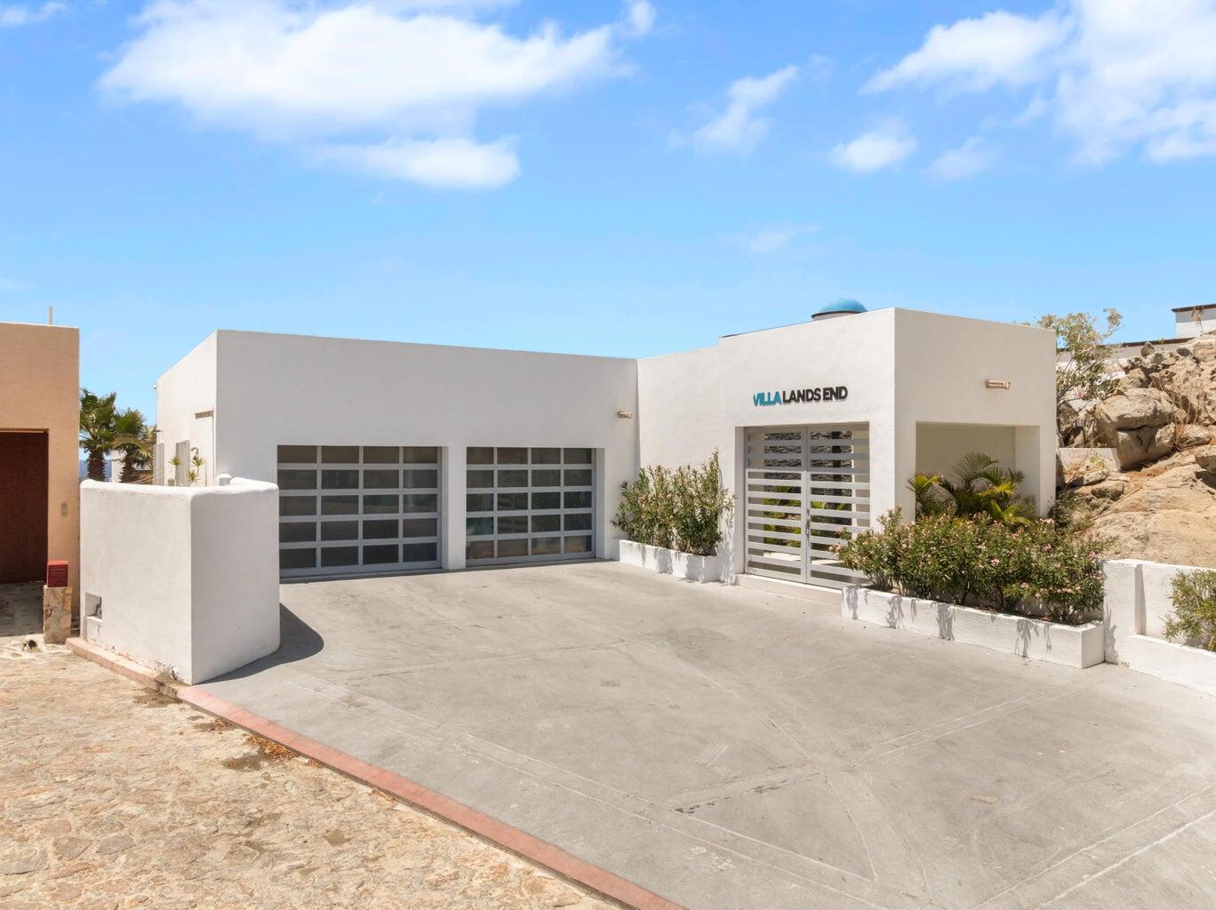 Manzana 26 Callejon de Los Nin, Villa Lands End