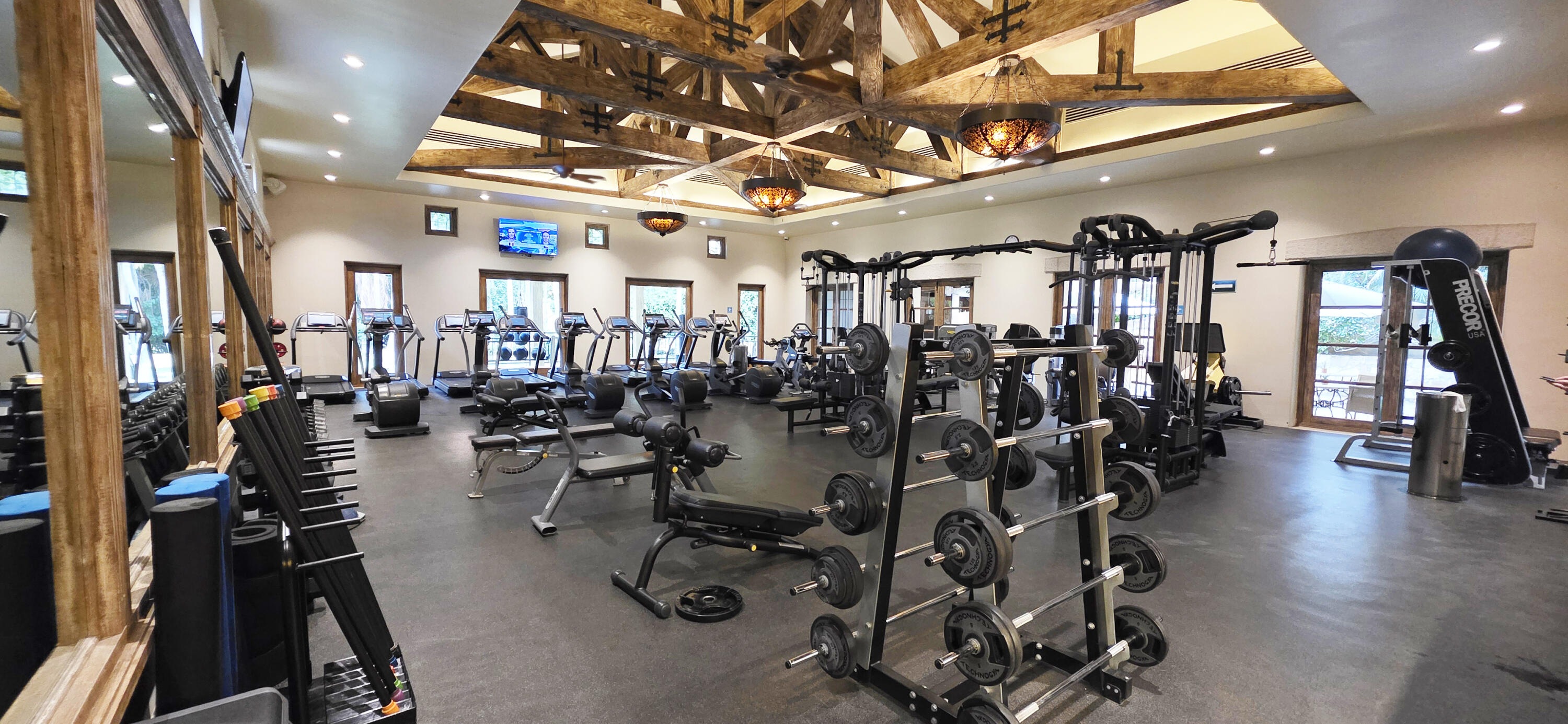 Hacienda Beach Club Residence