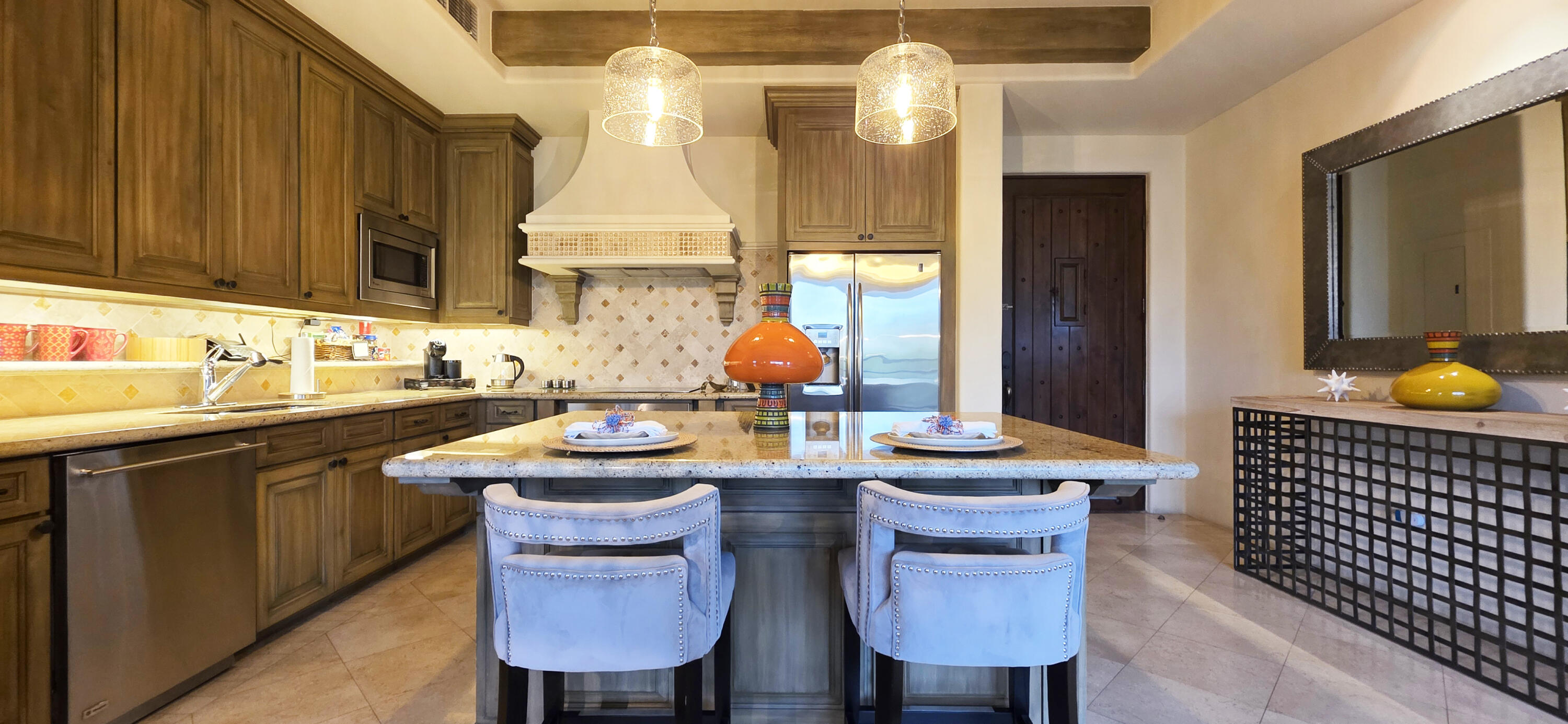 Hacienda Beach Club Residence