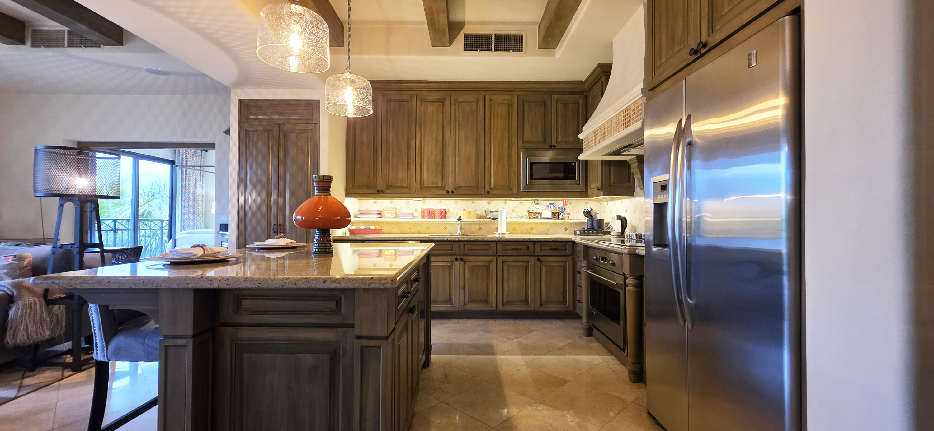 Hacienda Beach Club Residence