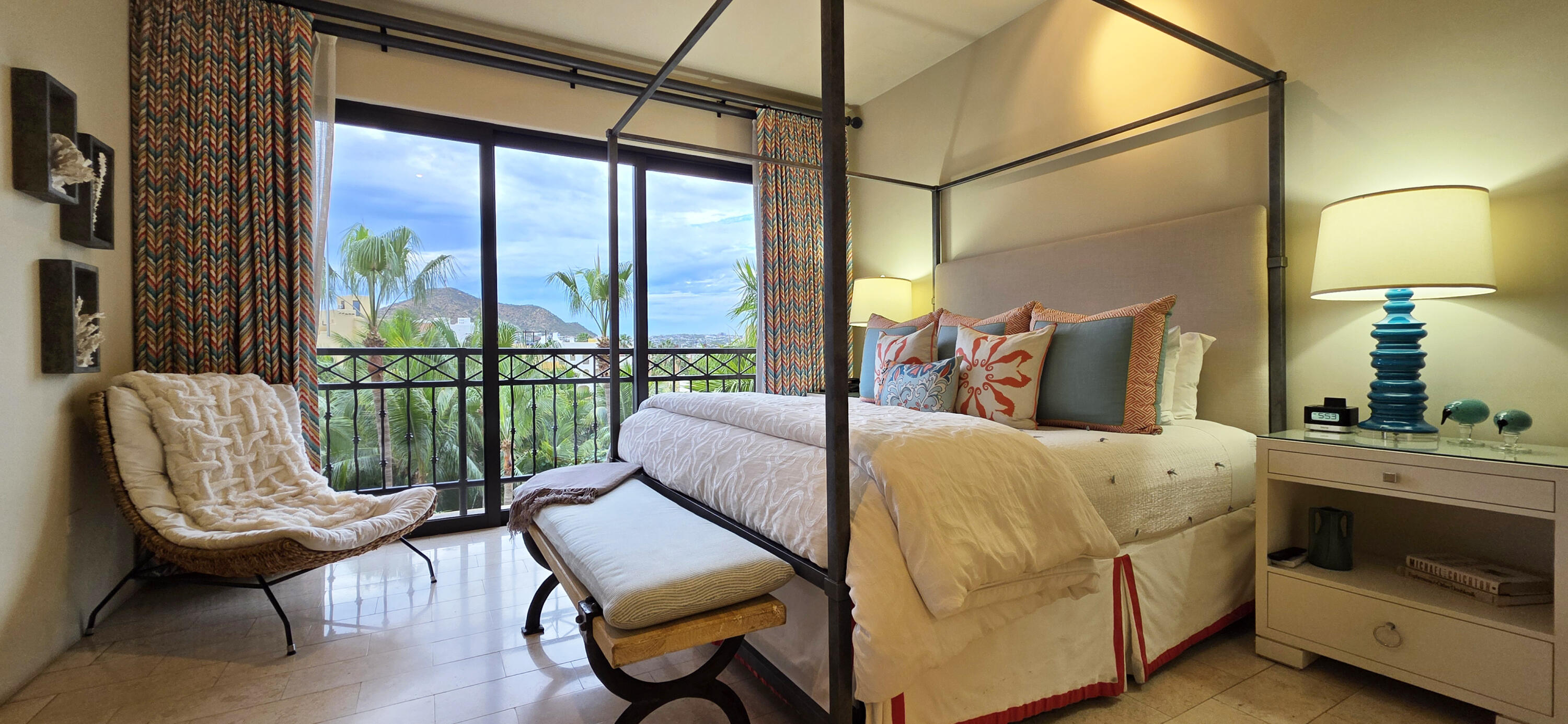 Hacienda Beach Club Residence