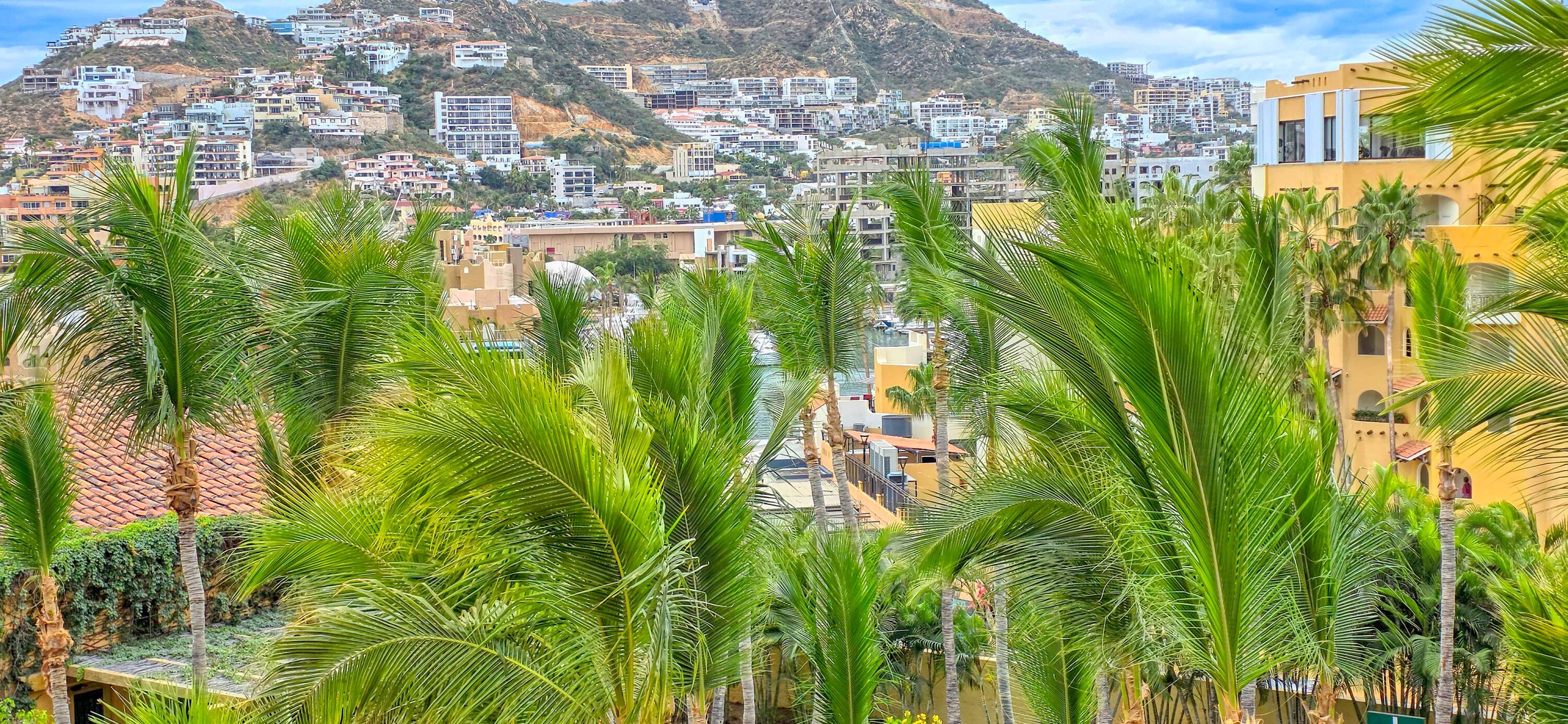 Hacienda Beach Club Residence