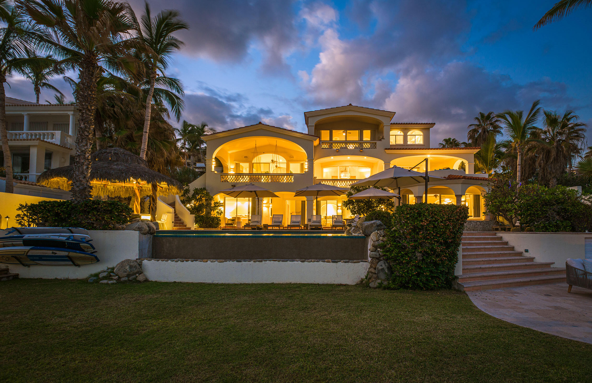 Casa Edwards Too