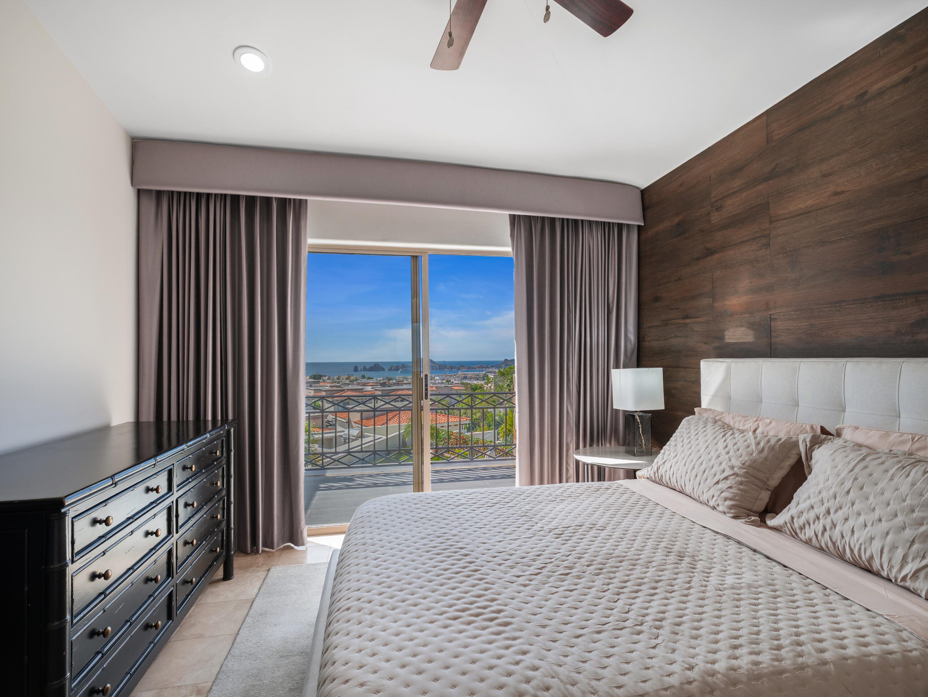 32 Los Pelícanos, Ventanas 1