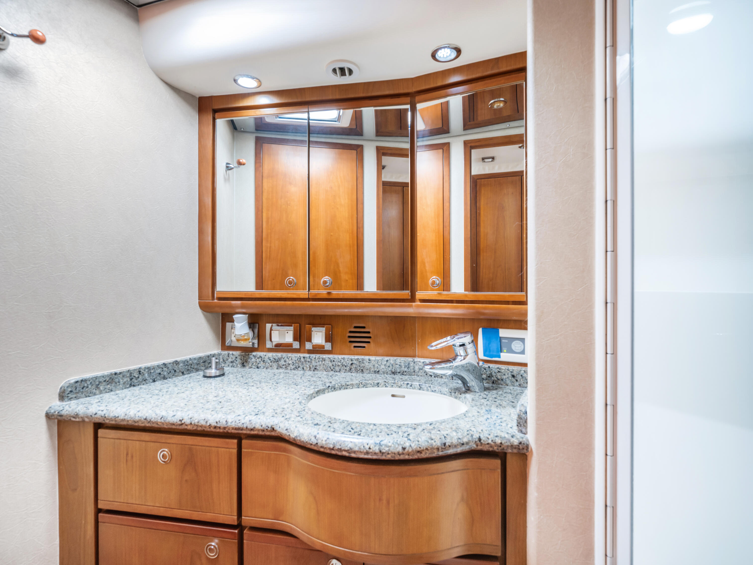 1 Homes Cabo, Hacienda Beach Club Phase 2