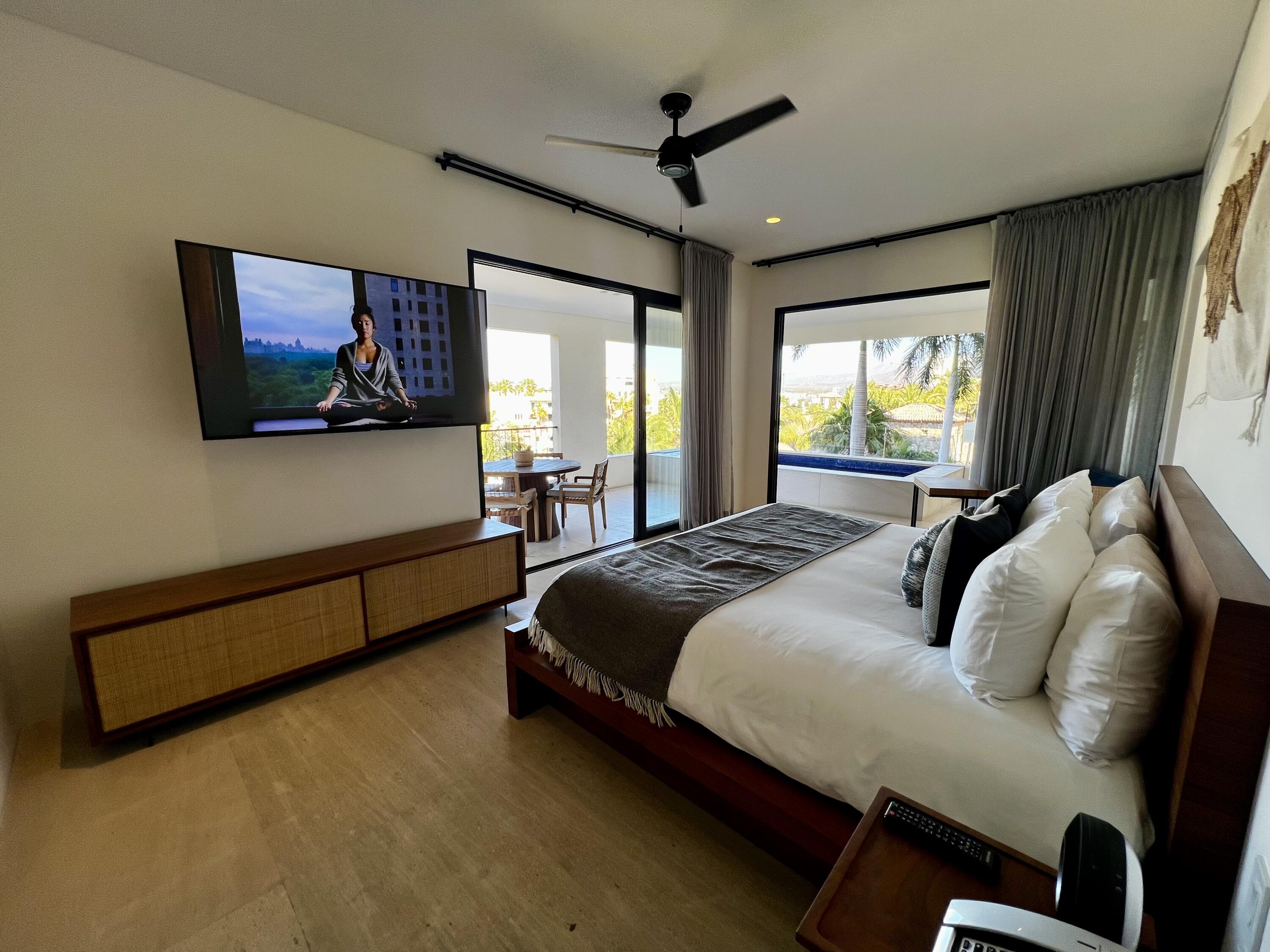 1Homes - Hacienda Beach Club