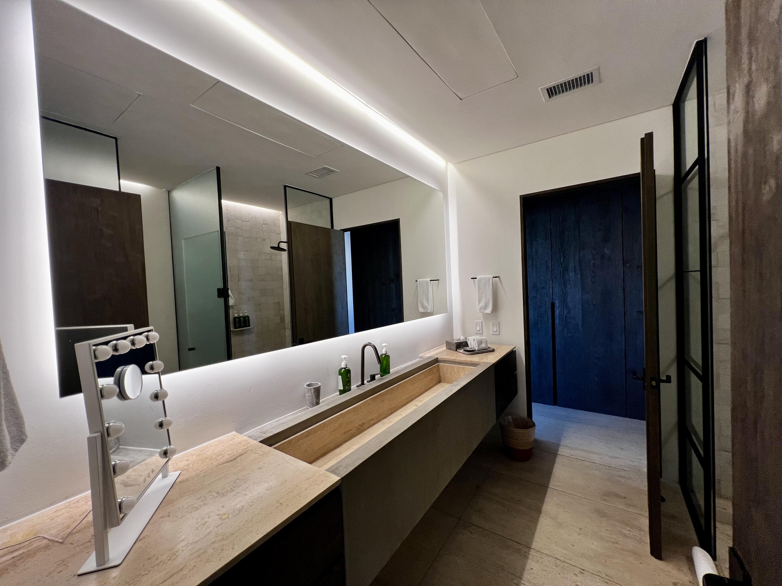 1Homes - Hacienda Beach Club