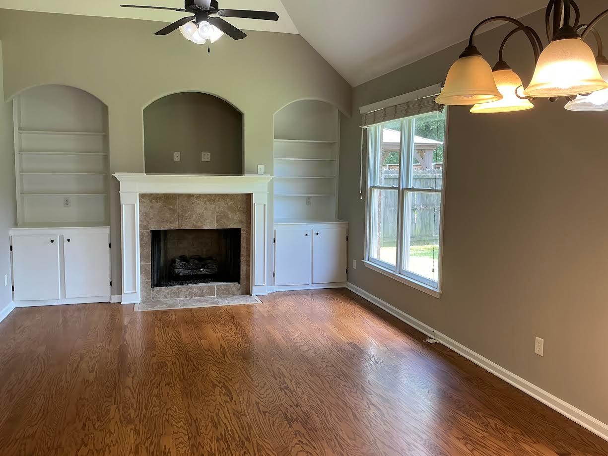 12097 BROOKS VILLAGE DR