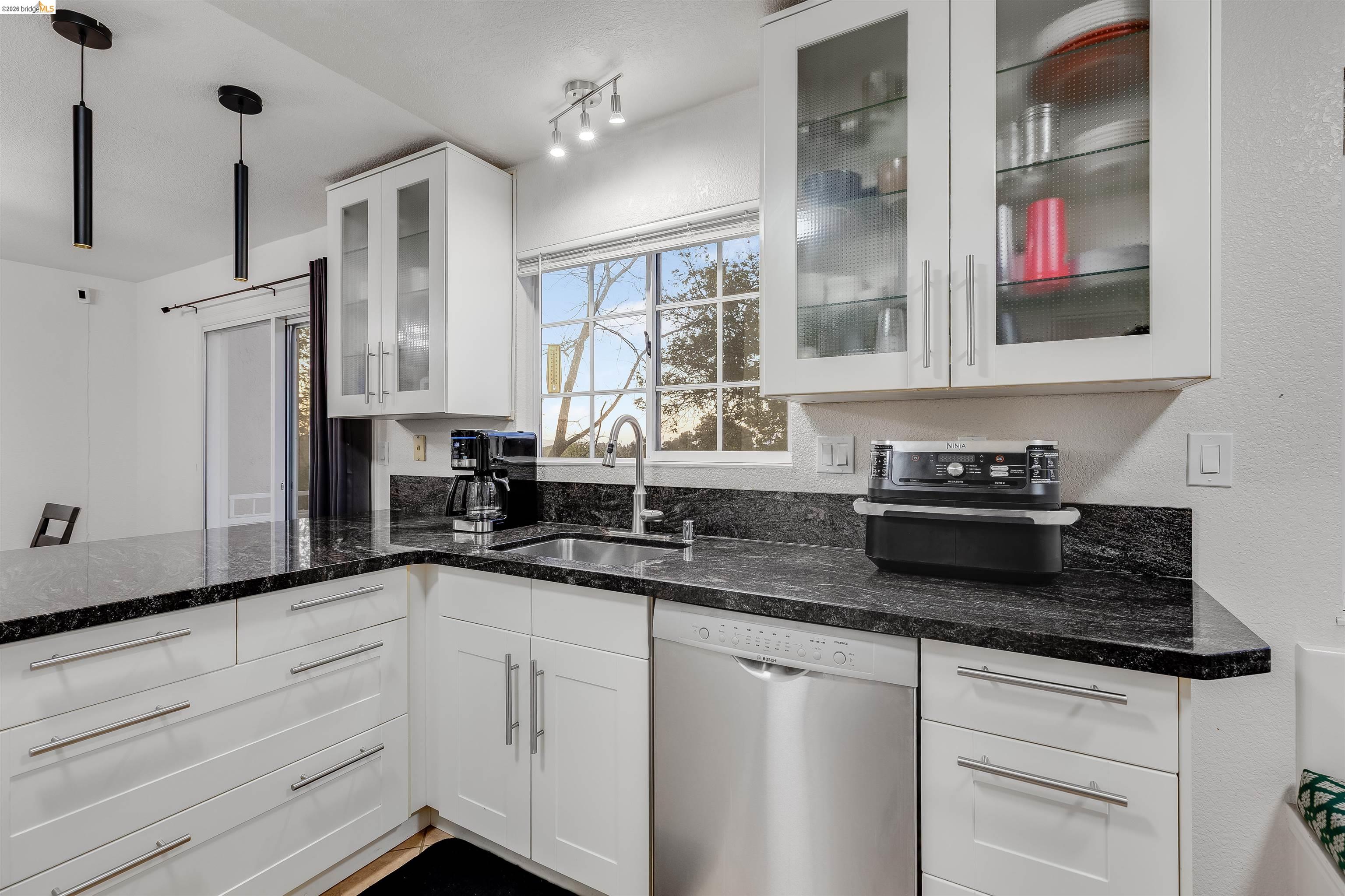 1025 Pinehurst Court