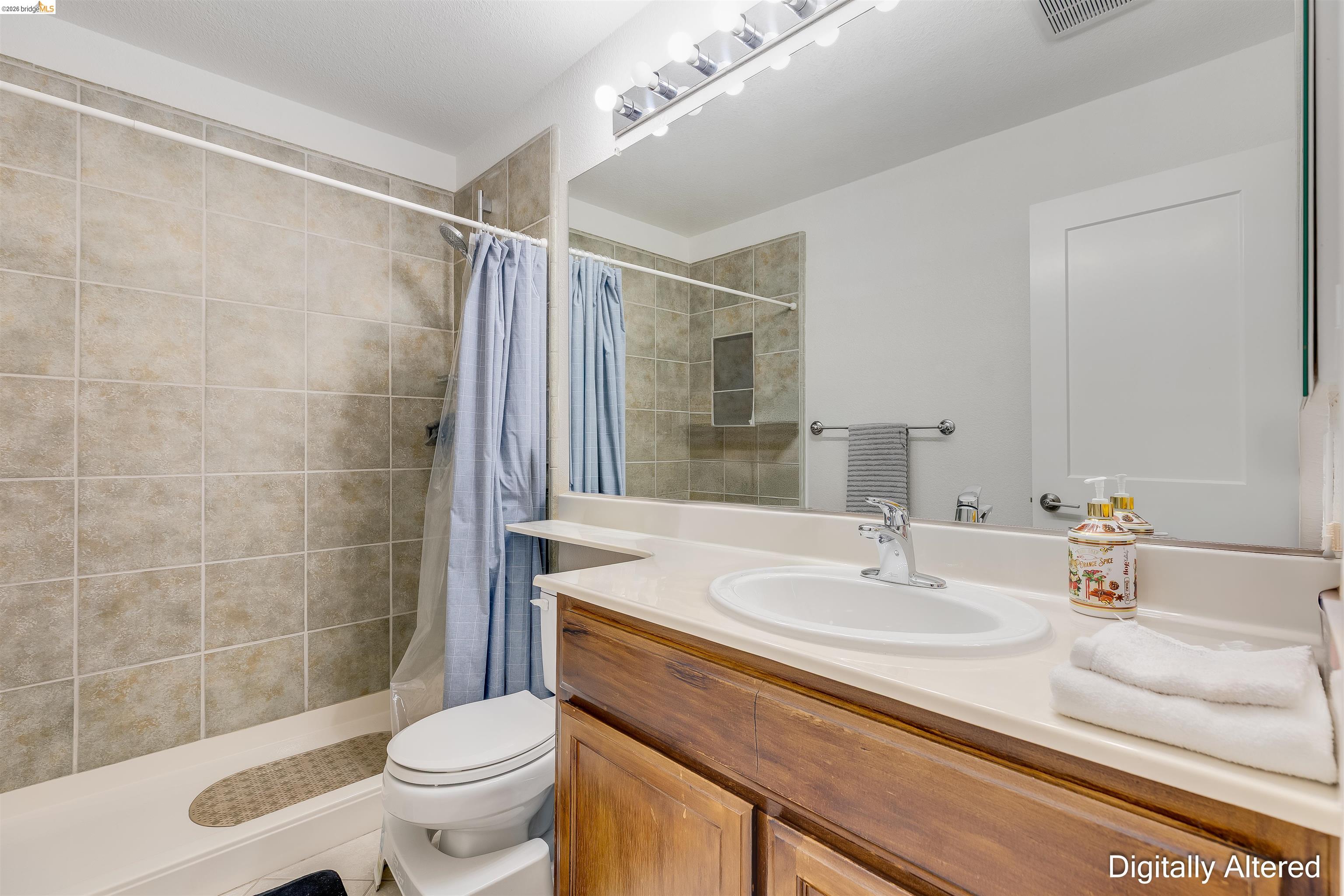 1025 Pinehurst Court