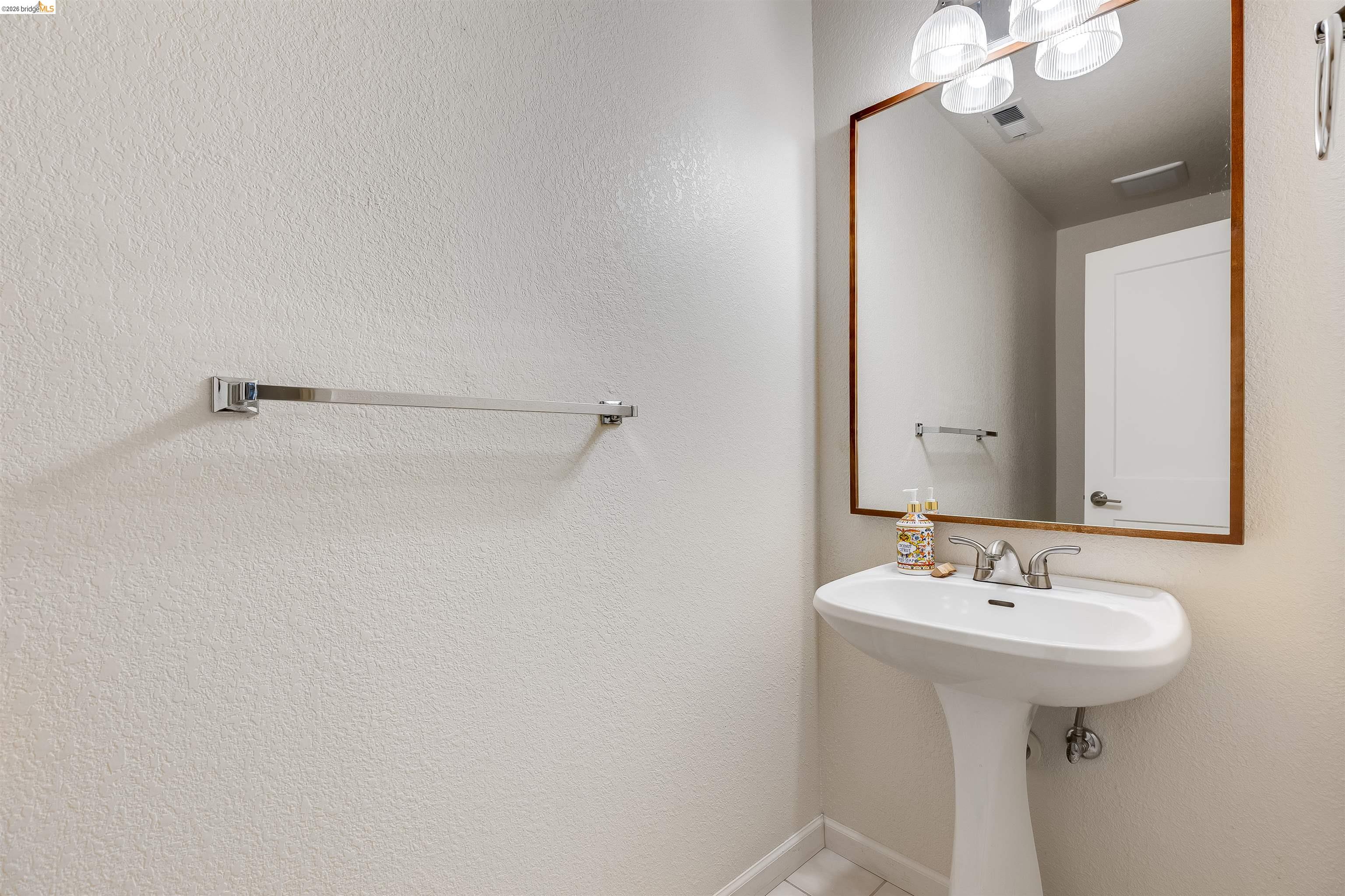 1025 Pinehurst Court