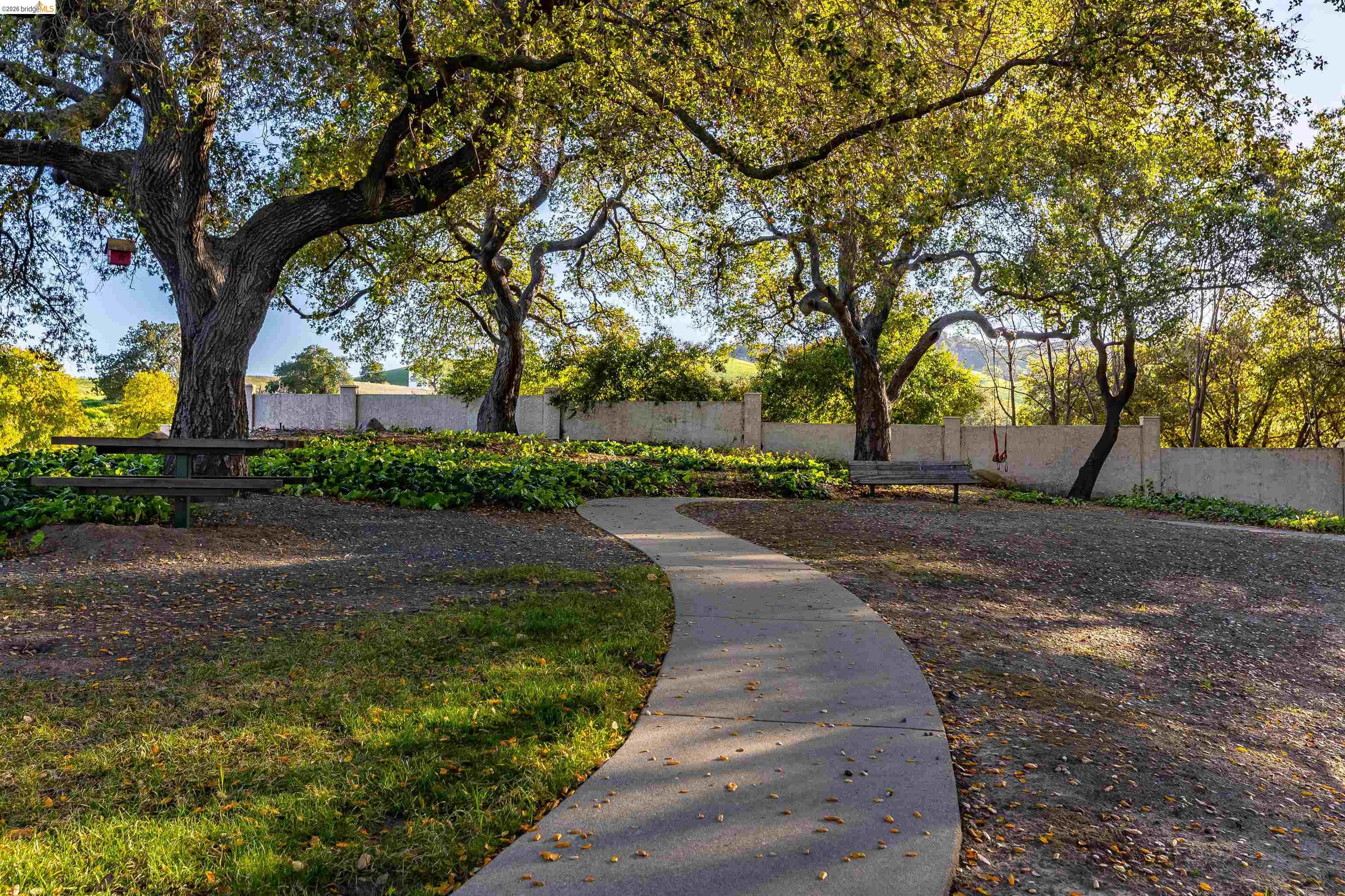 1025 Pinehurst Court