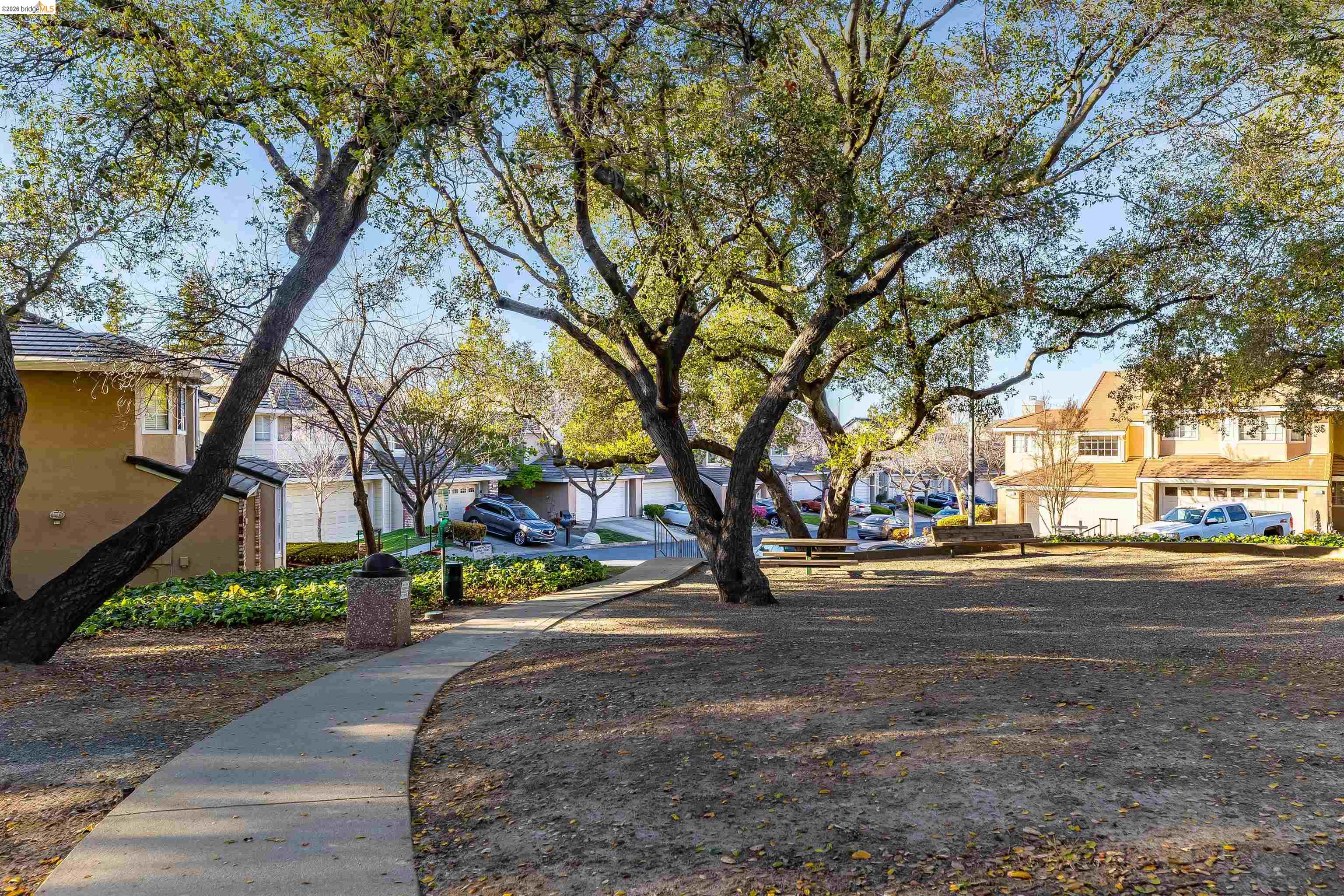 1025 Pinehurst Court