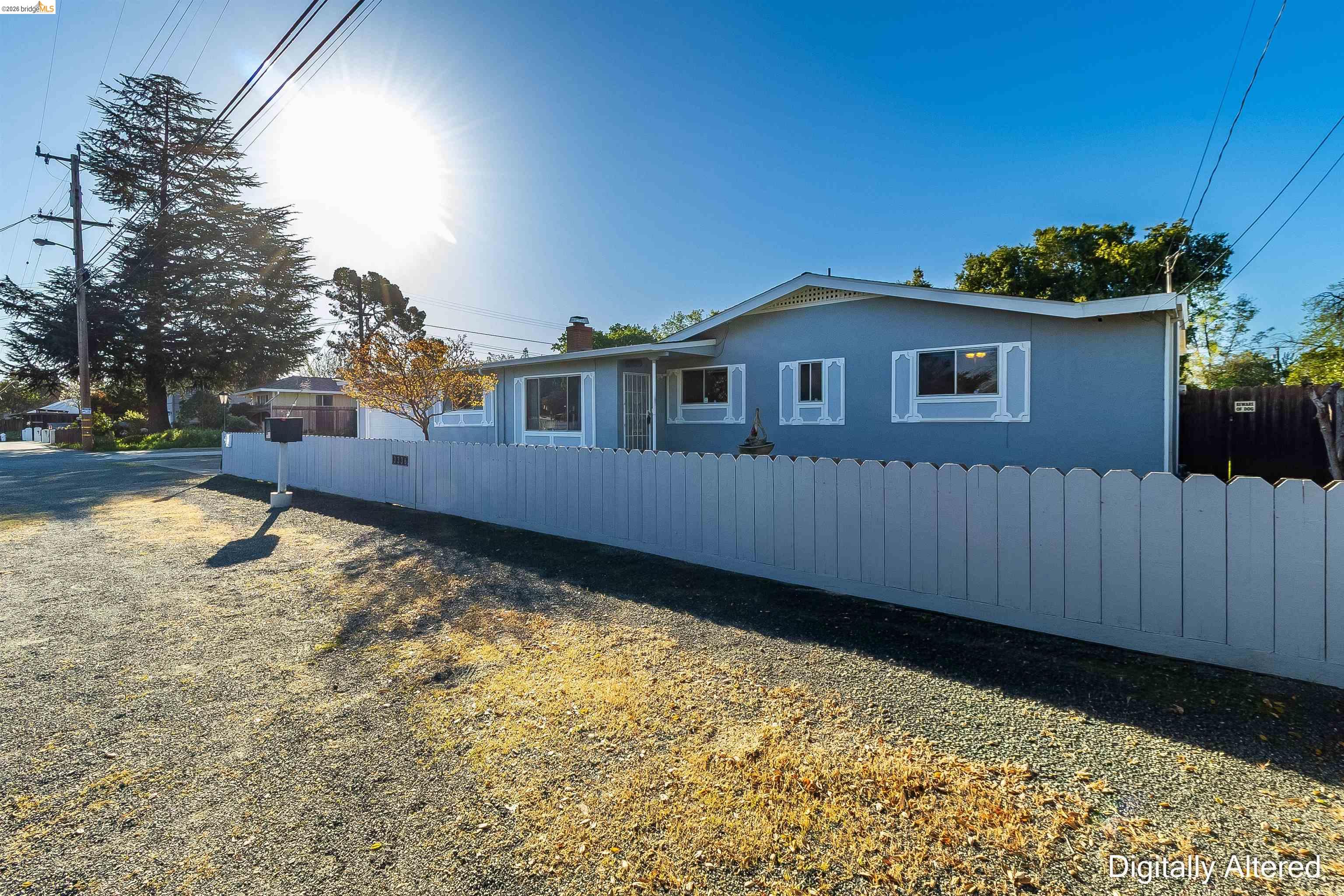 3336 Euclid Avenue