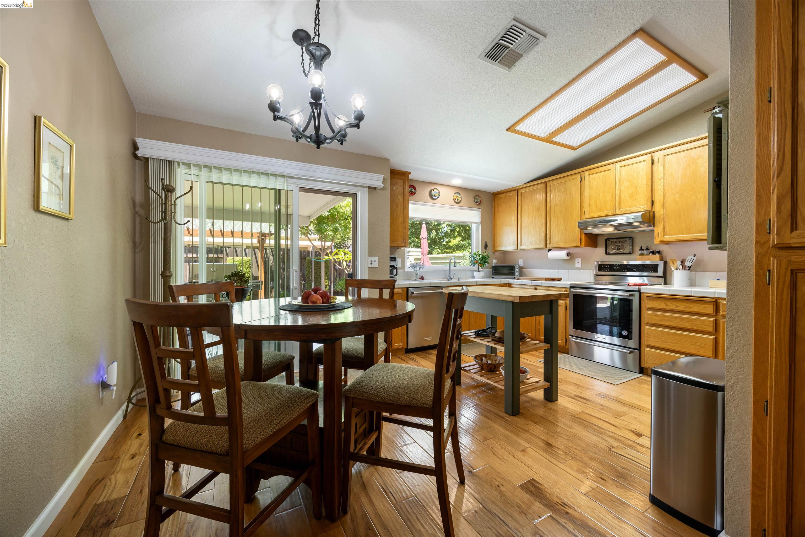 1821 Bumgardner Court