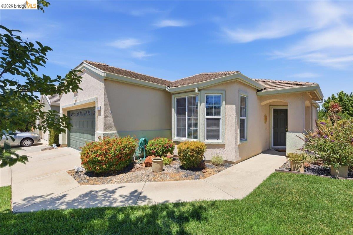 282 Cedar Ridge Dr