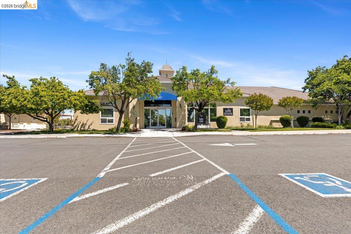282 Cedar Ridge Dr