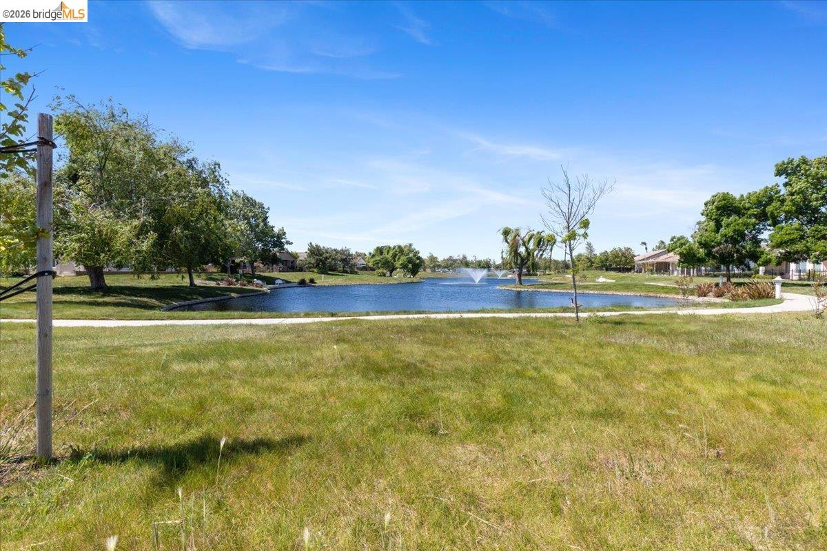 282 Cedar Ridge Dr