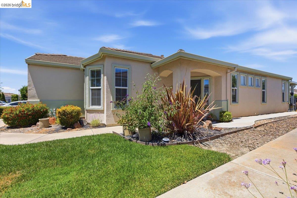 282 Cedar Ridge Dr