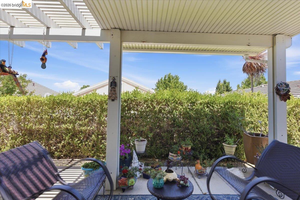 282 Cedar Ridge Dr