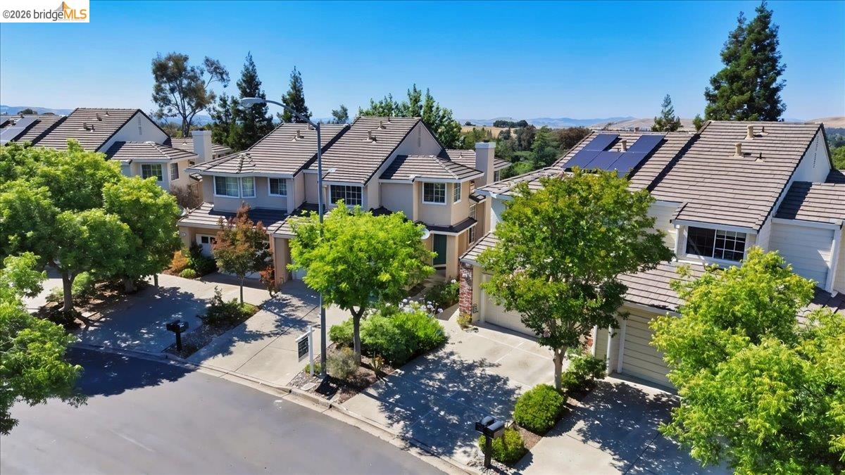 1025 Pinehurst Court