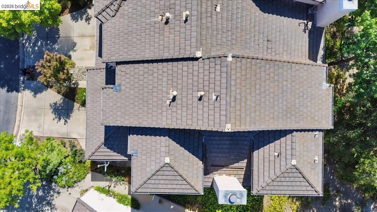 1025 Pinehurst Court