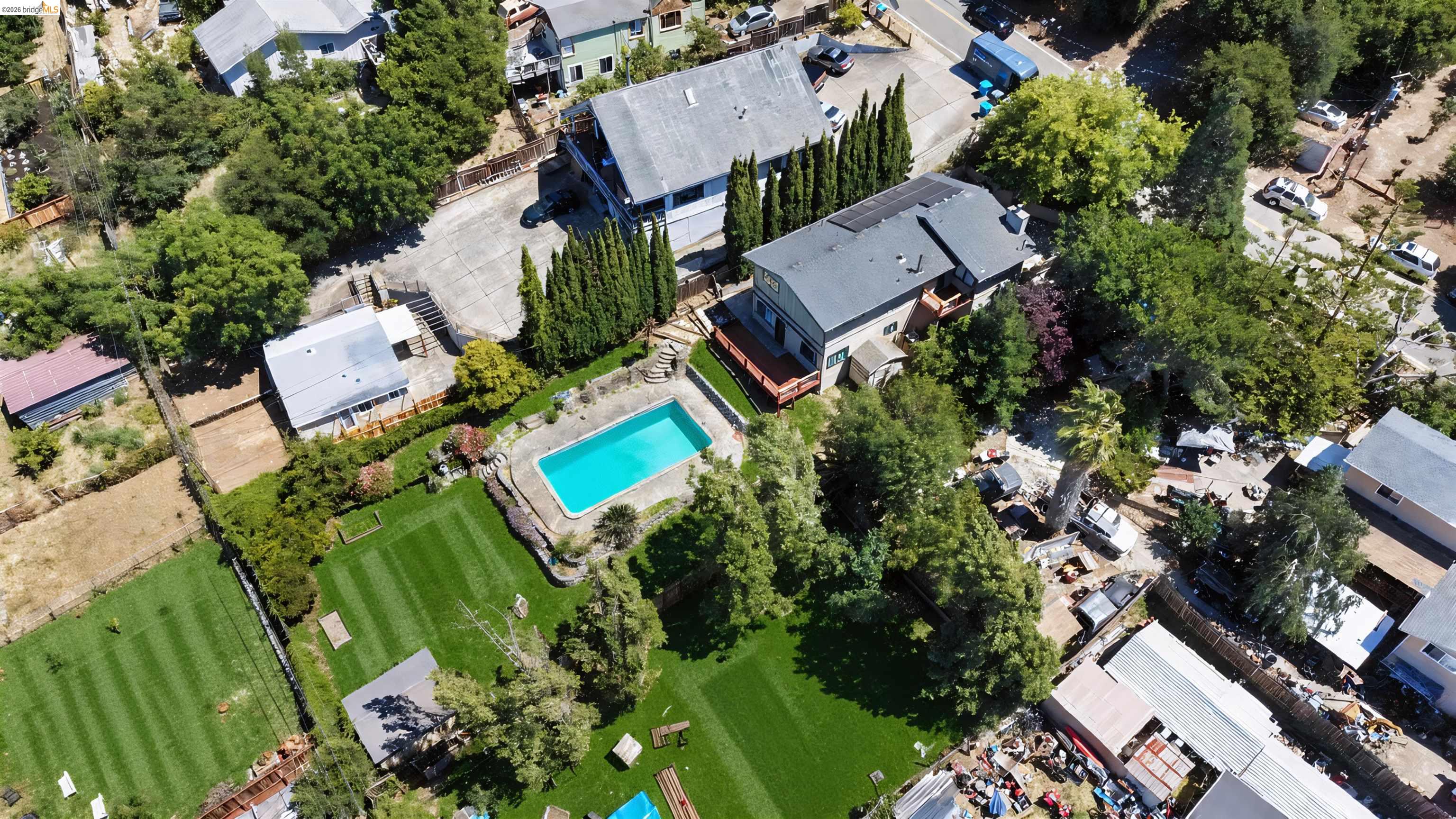 1118 Bush Avenue