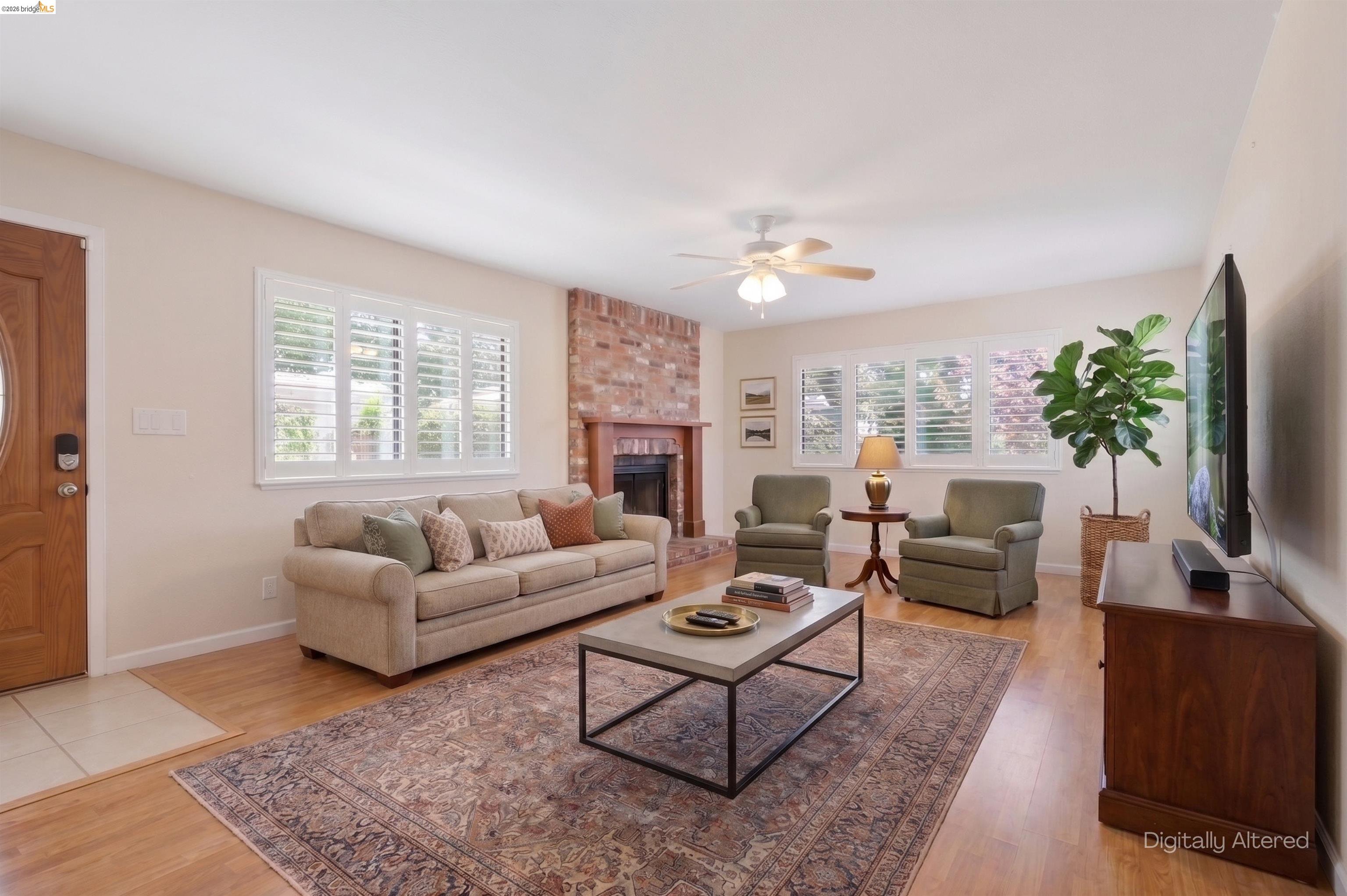 1118 Bush Avenue