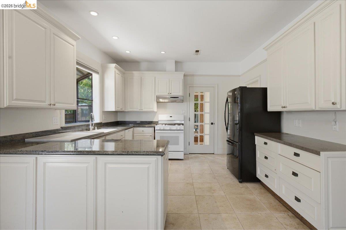 627 6th Street