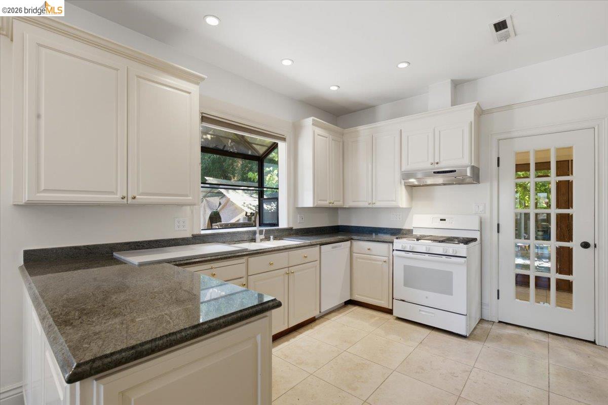 627 6th Street