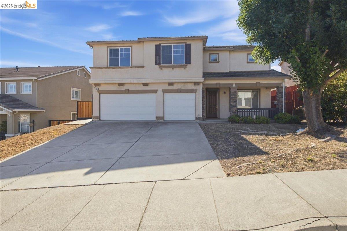 3915 Hummingbird Drive