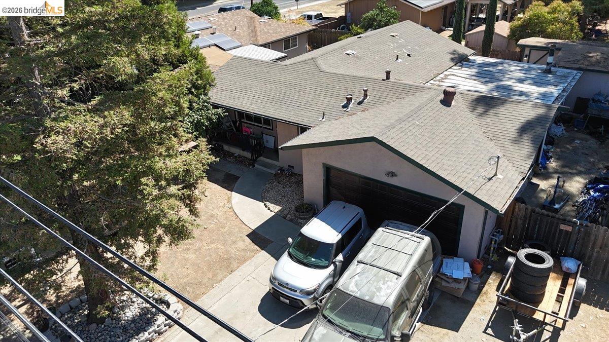 1118 Dainty Avenue