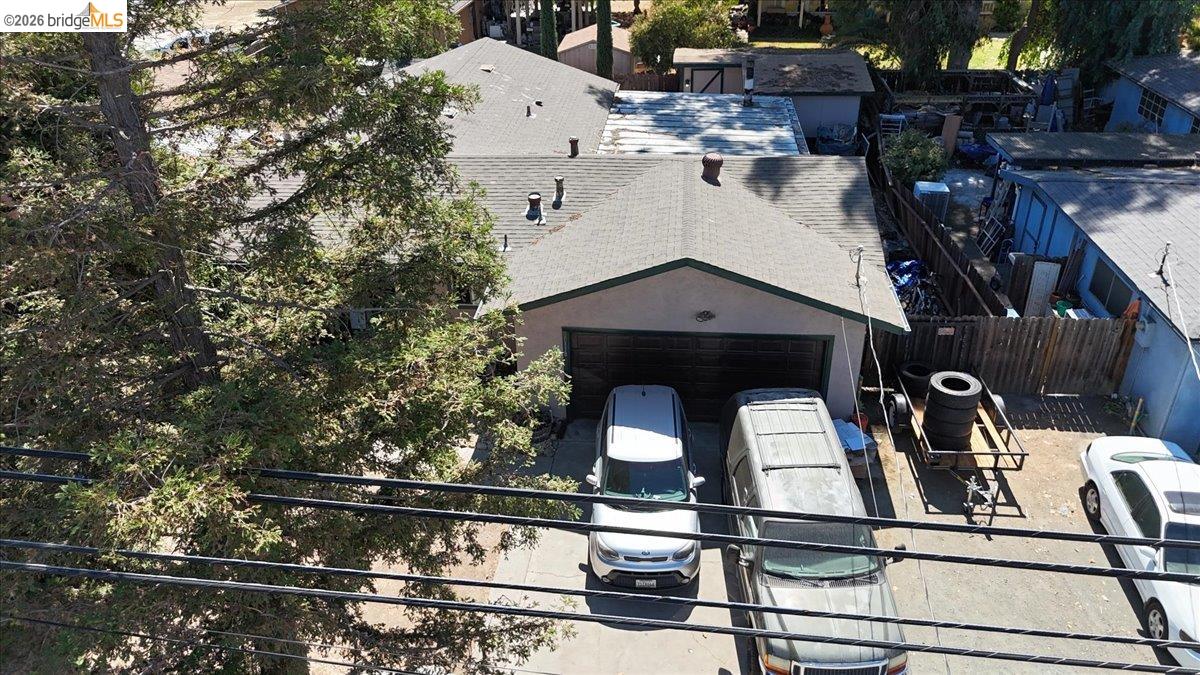 1118 Dainty Avenue