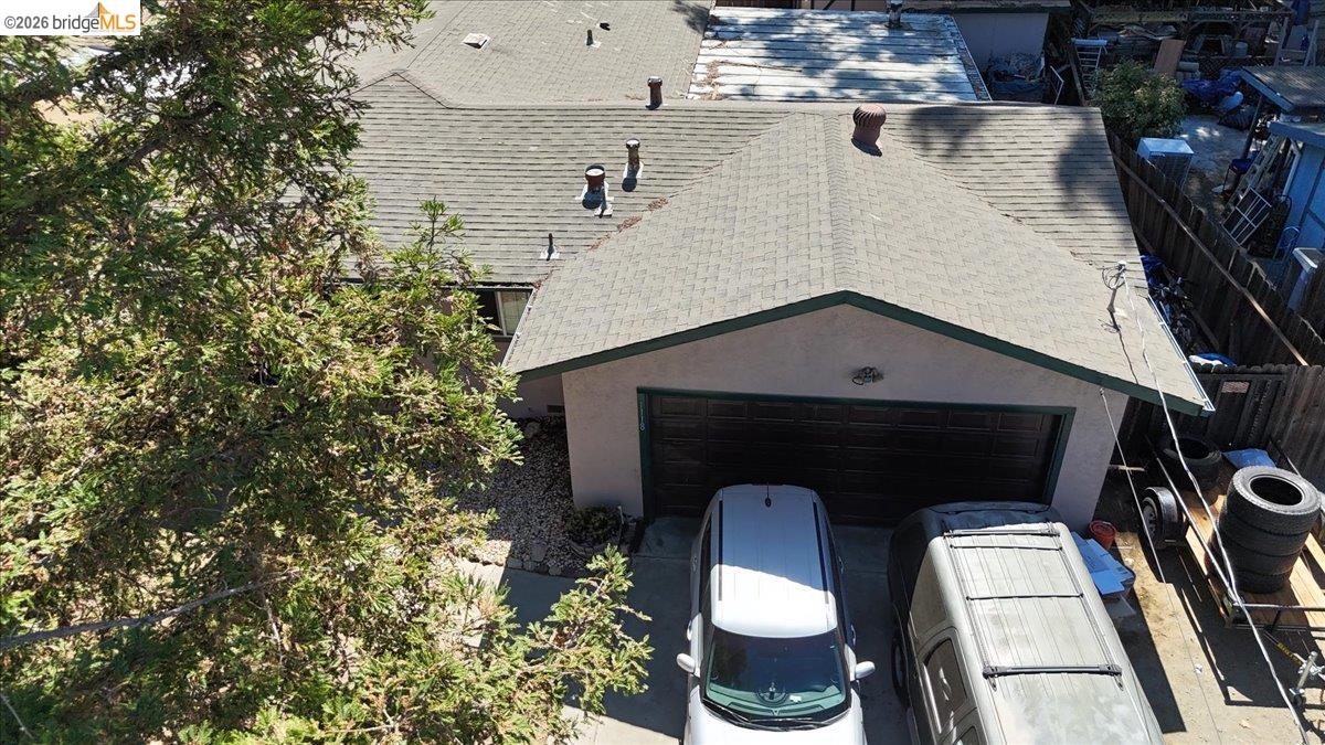 1118 Dainty Avenue