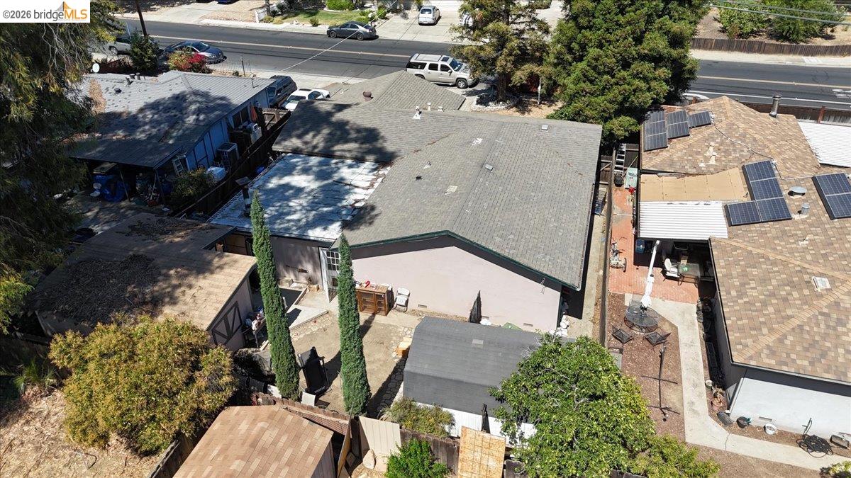 1118 Dainty Avenue