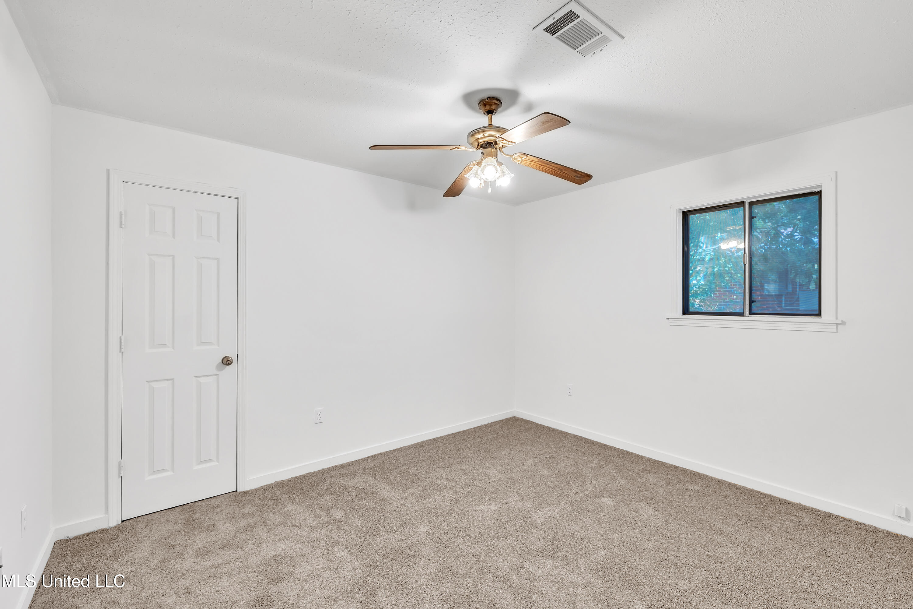 3305 Patterson Drive