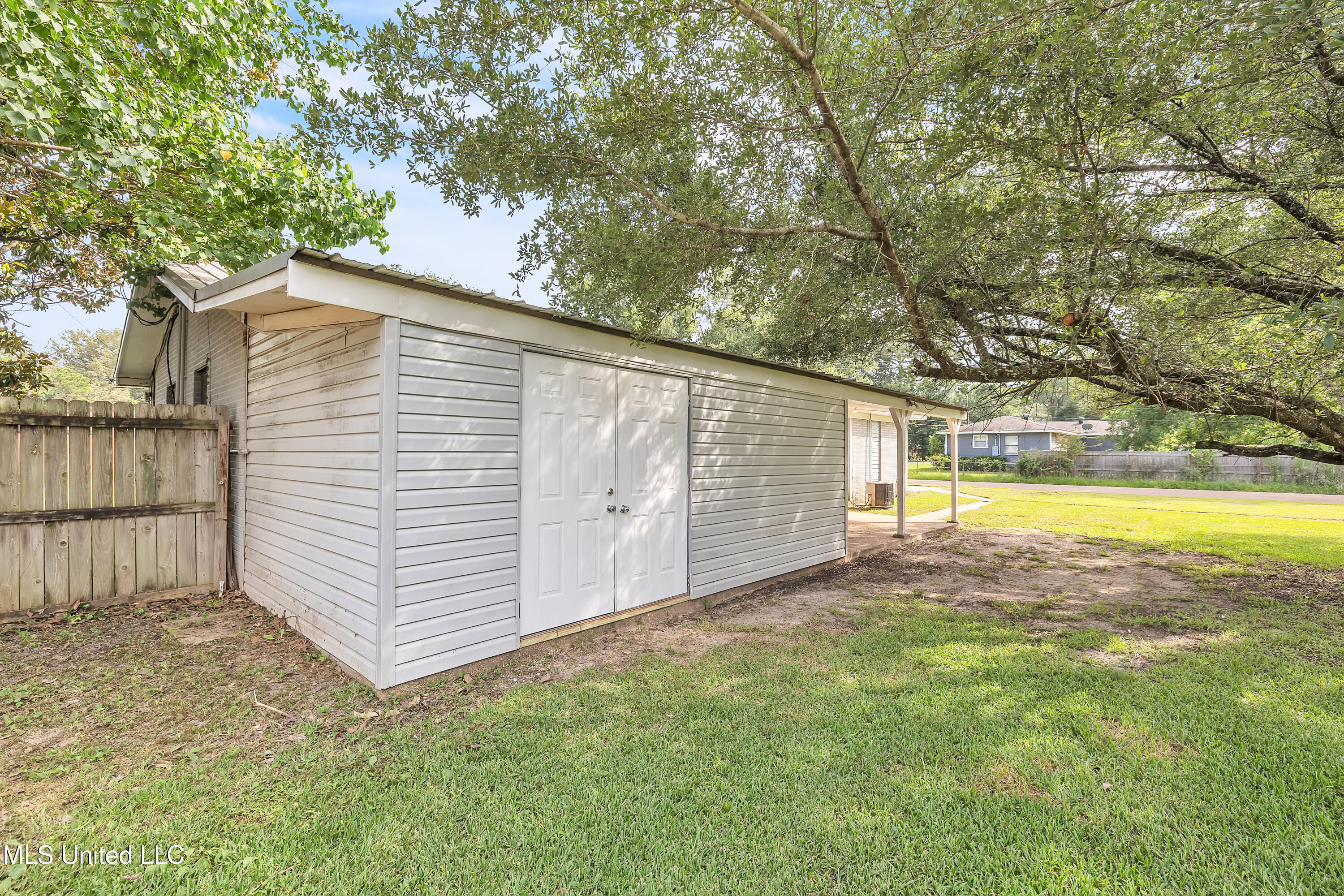 3305 Patterson Drive