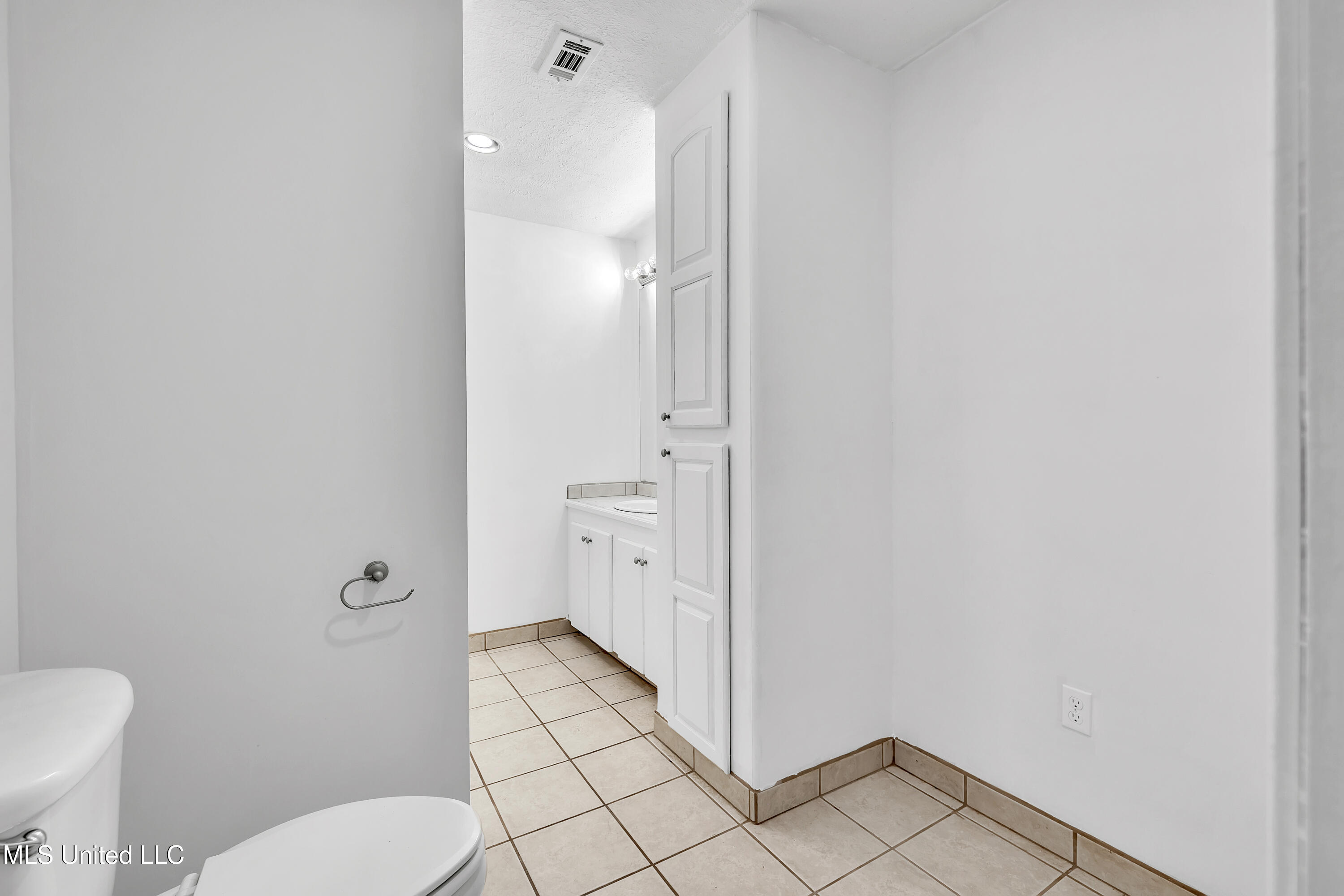 3305 Patterson Drive