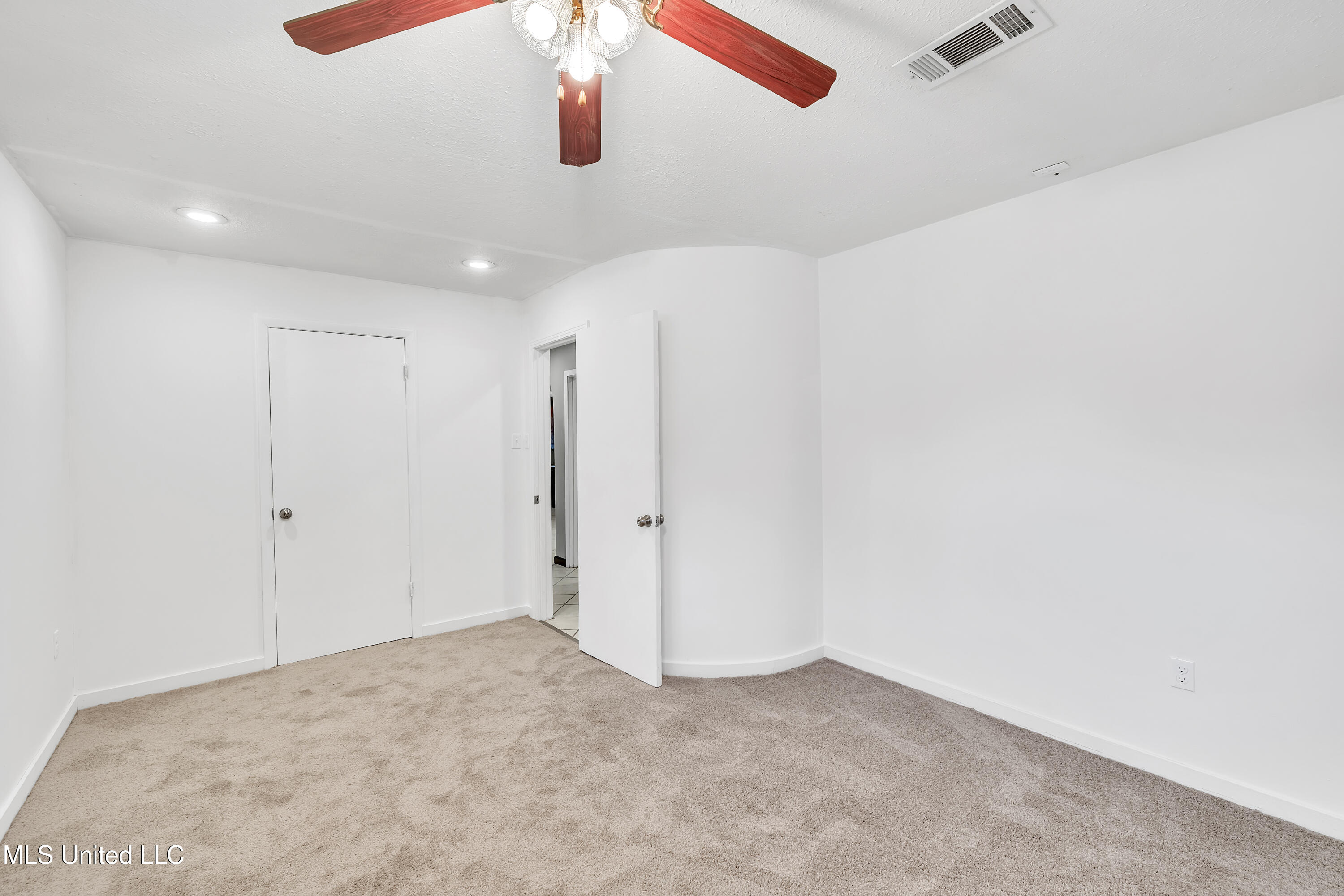 3305 Patterson Drive