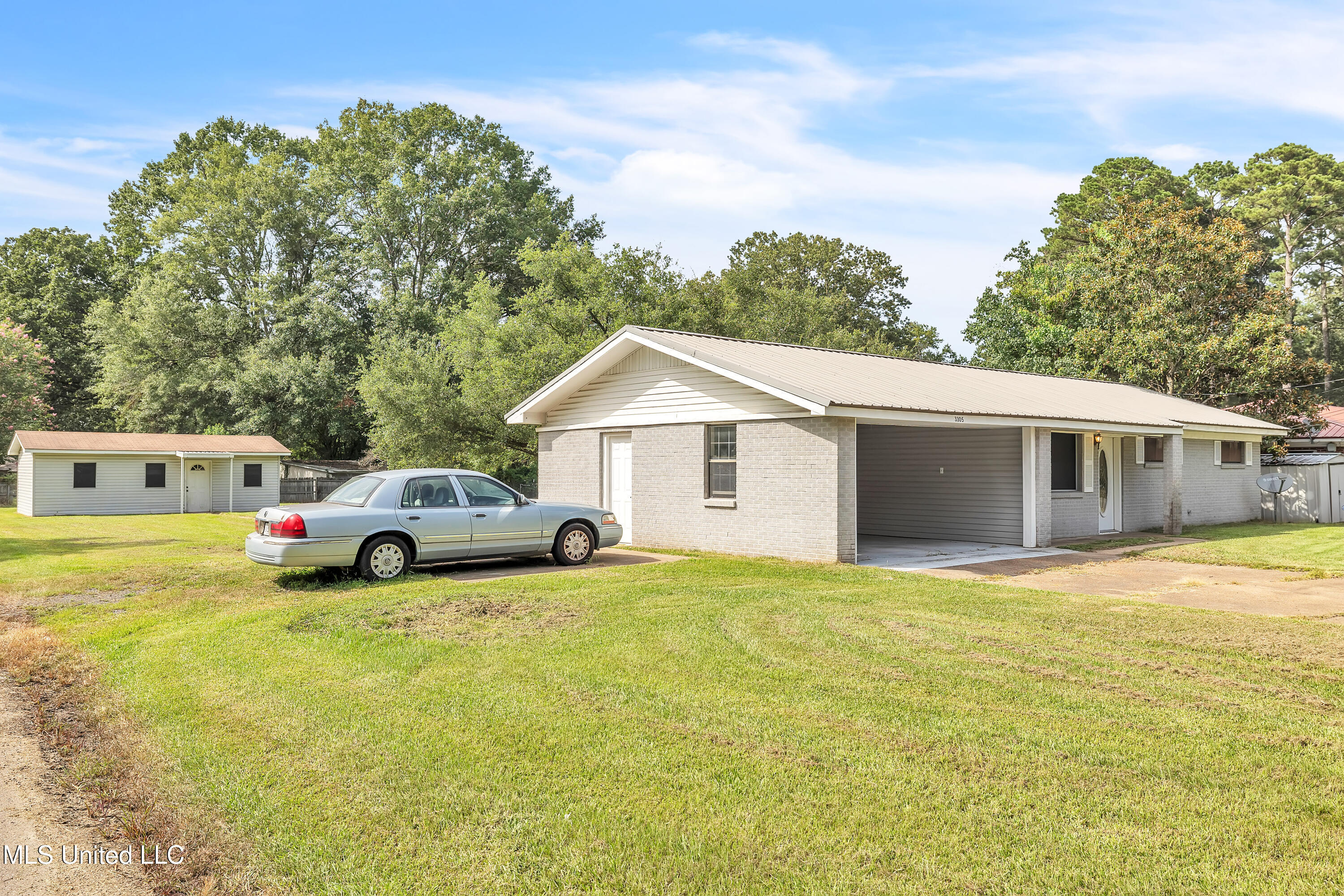 3305 Patterson Drive