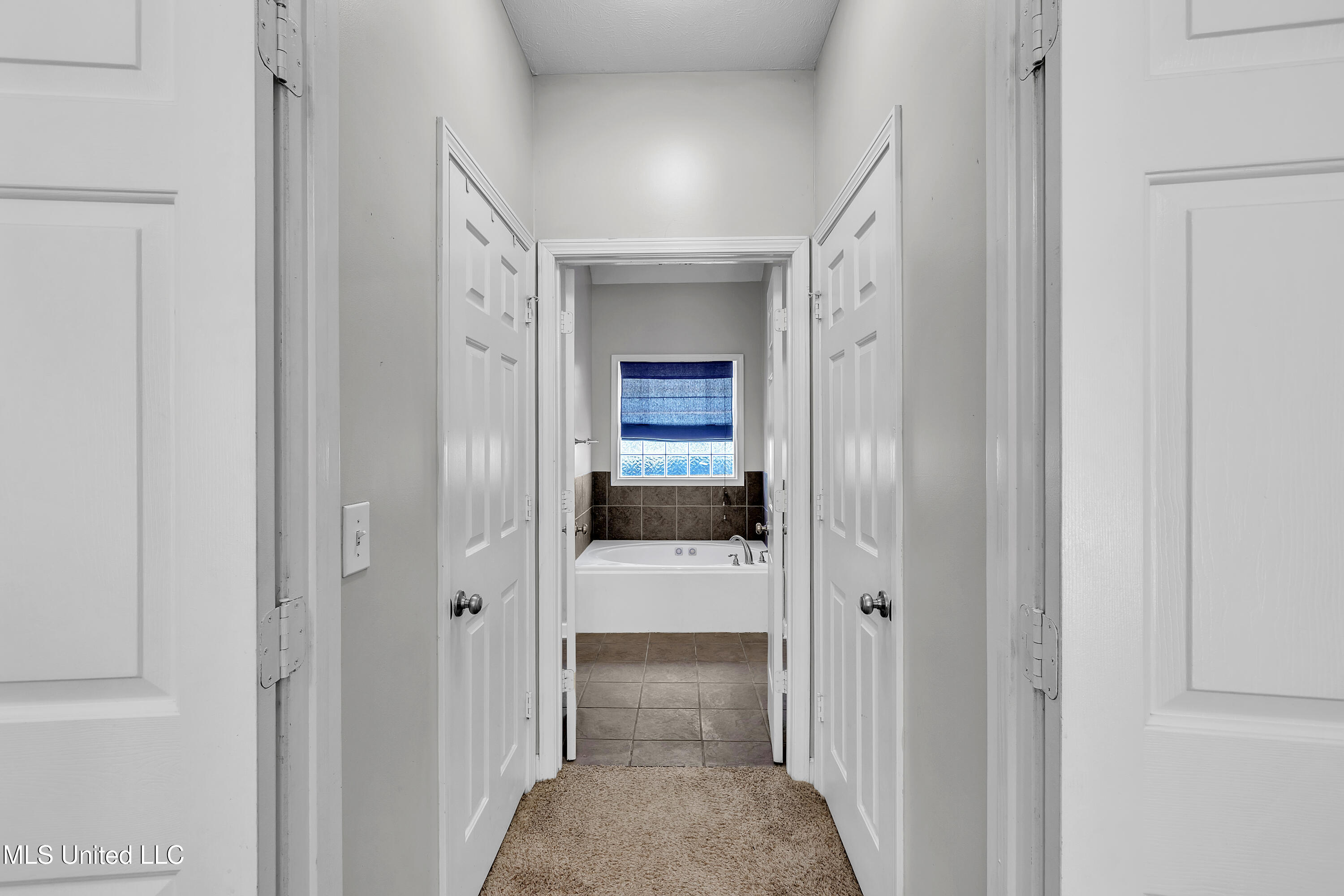 405 Overland Cove, Brandon