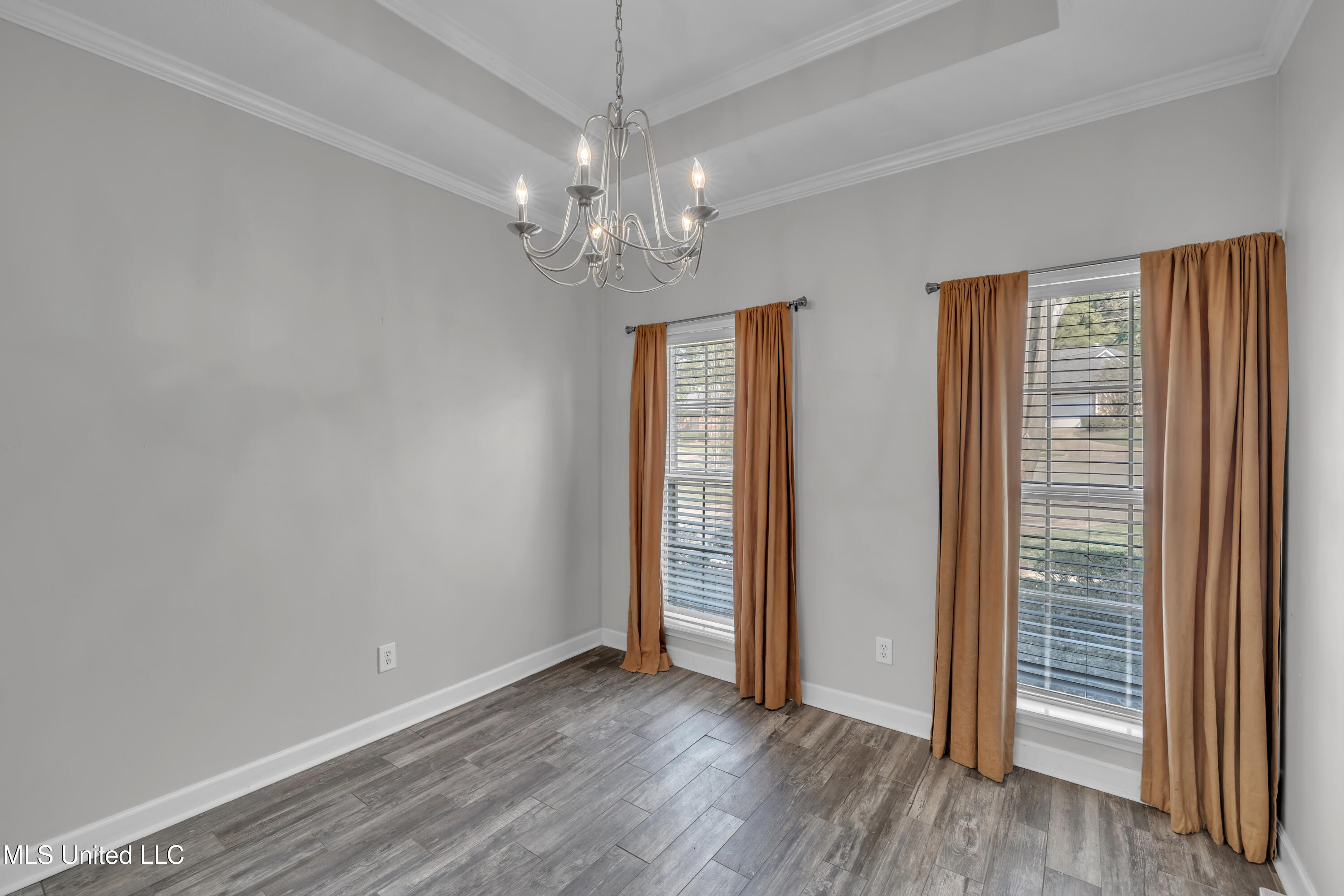 405 Overland Cove, Brandon