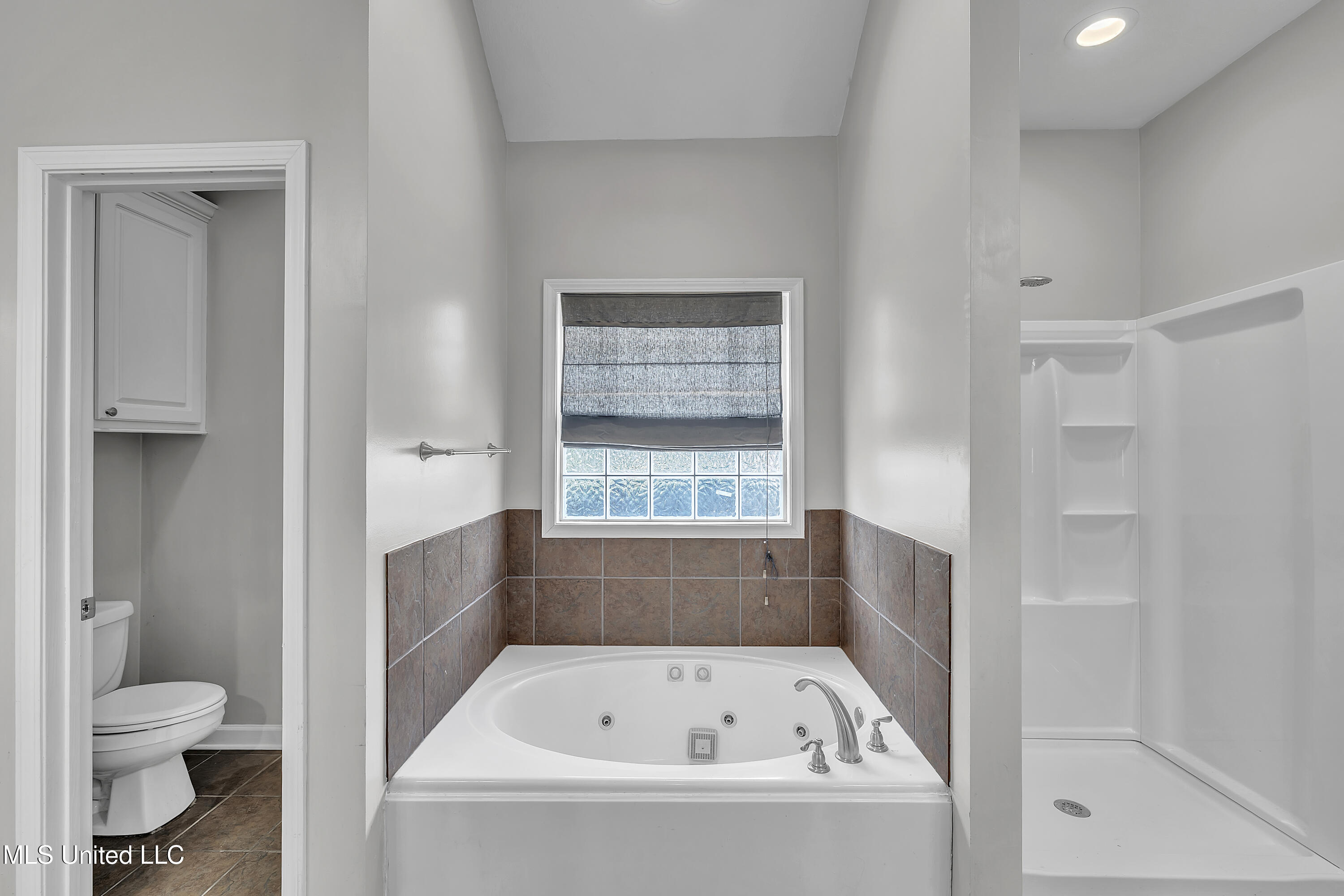 405 Overland Cove, Brandon